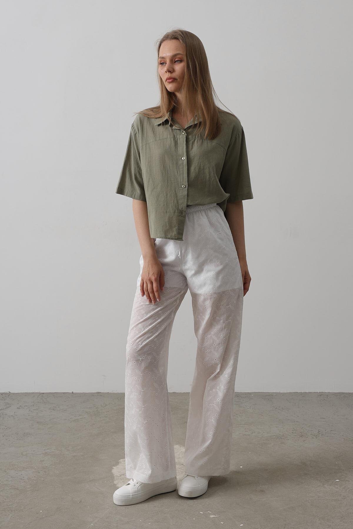 Beyaz Beli Bağlamalı Brode Pantolon