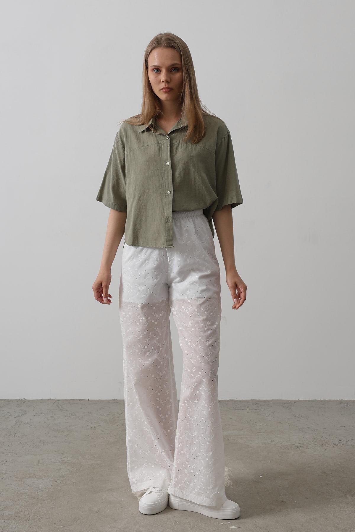 Beyaz Beli Bağlamalı Brode Pantolon