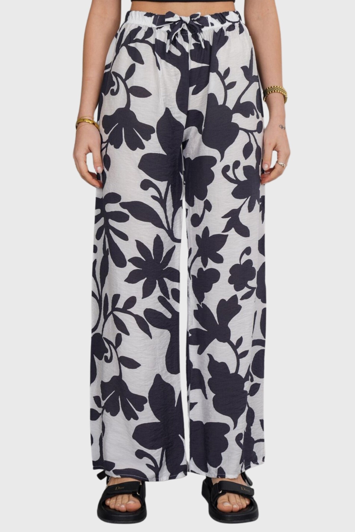 Antrasit Beli Lastikli Bağcıklı Desenli Viskon Palazzo Pantolon