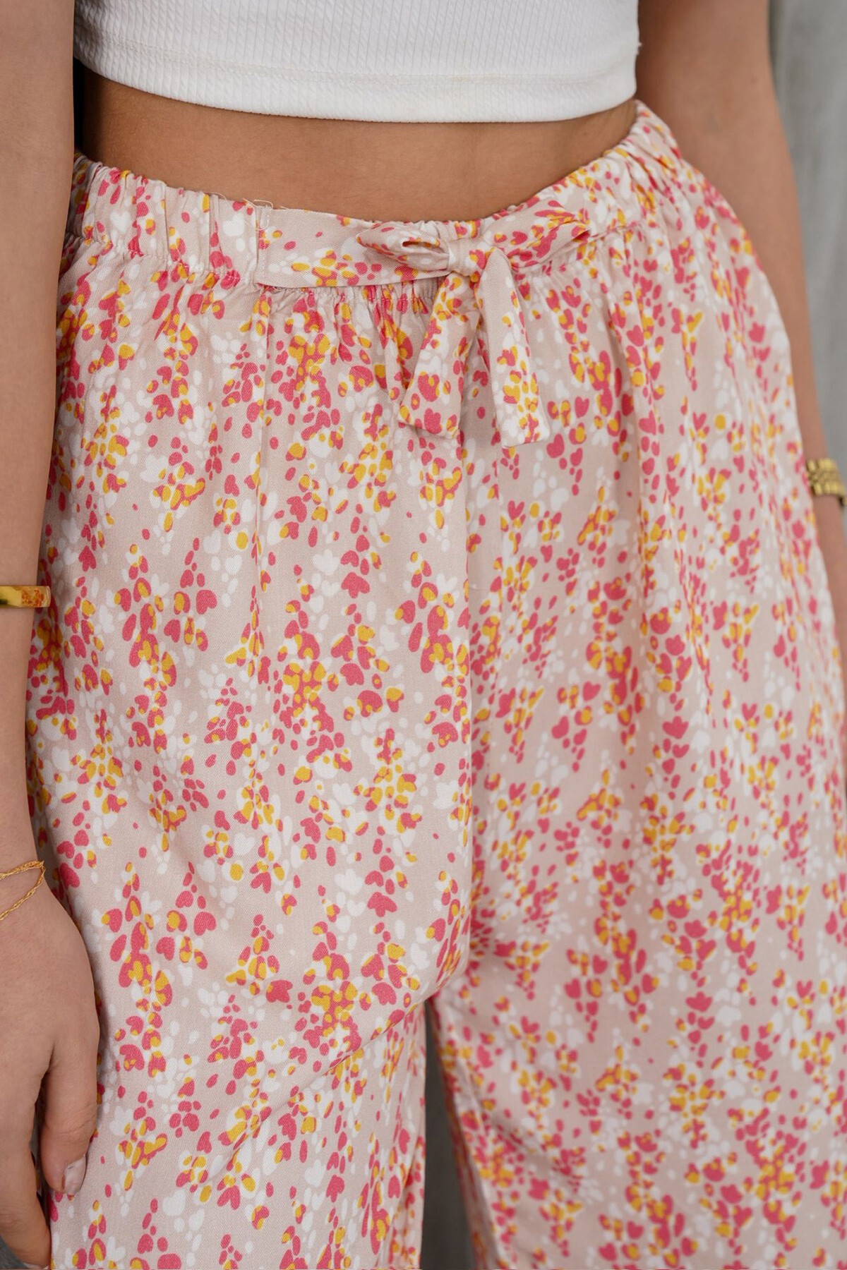 Pembe Beli Lastikli Bağcıklı Desenli Viskon Palazzo Pantolon