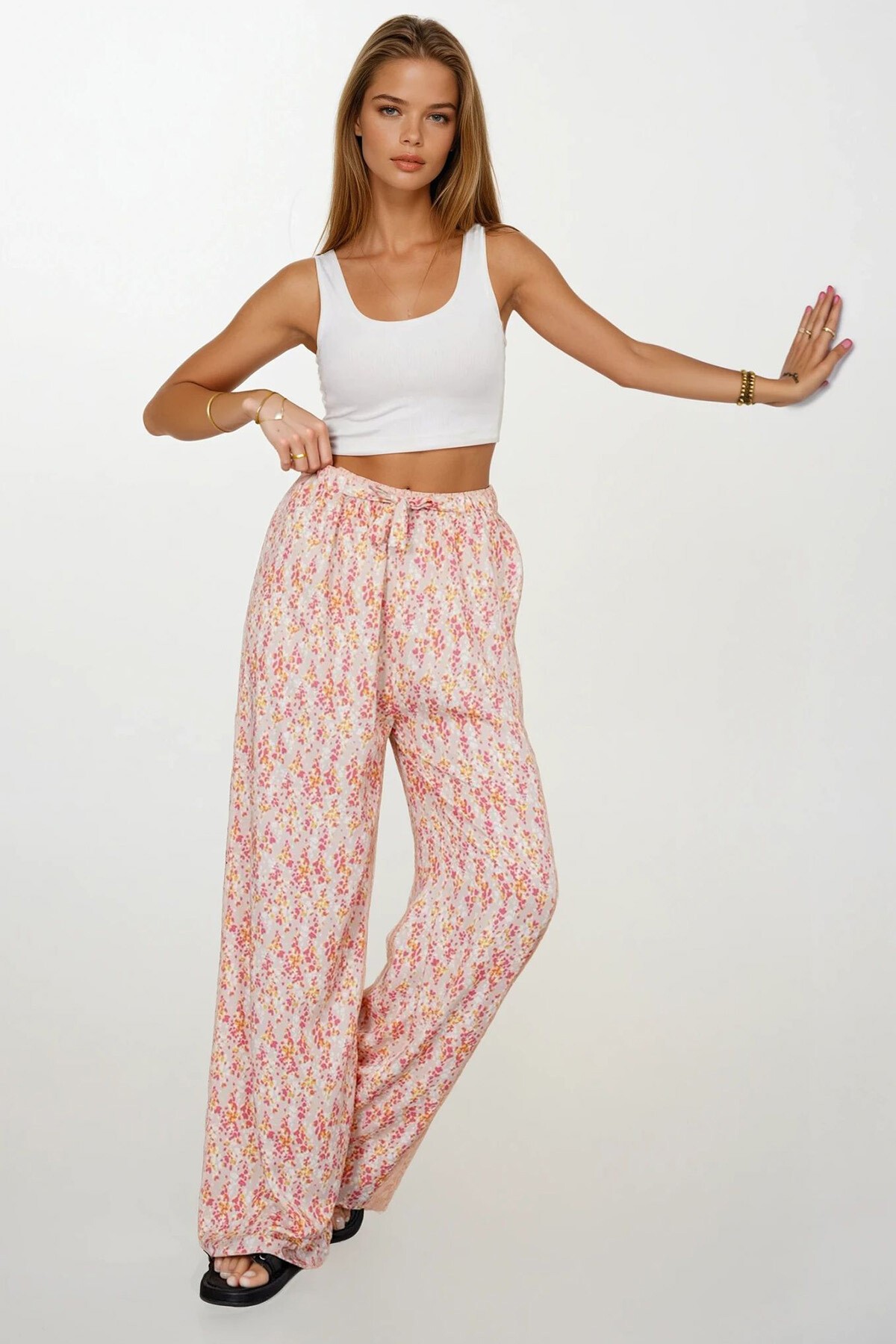 Pembe Beli Lastikli Bağcıklı Desenli Viskon Palazzo Pantolon