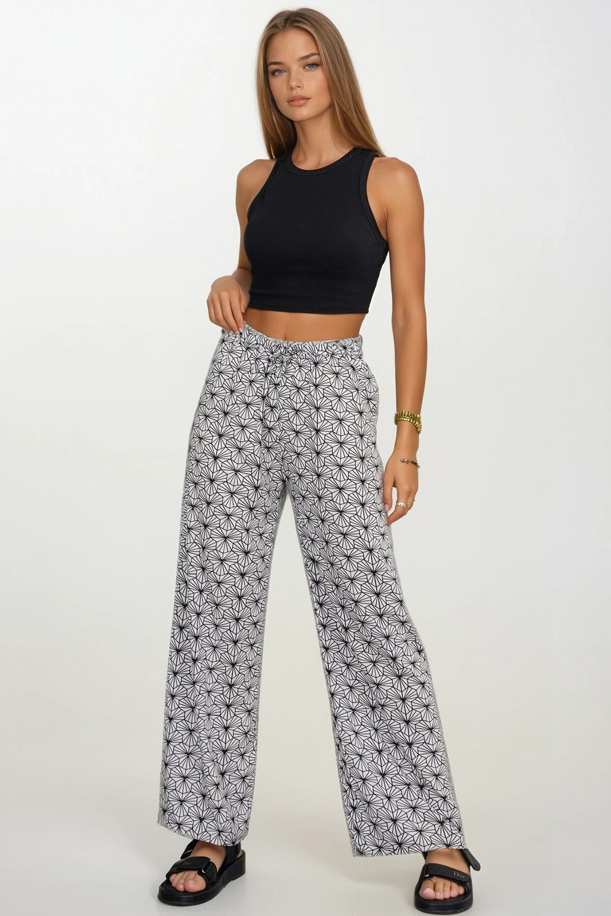 Siyah-Çizgili Beli Lastikli Bağcıklı Desenli Viskon Palazzo Pantolon