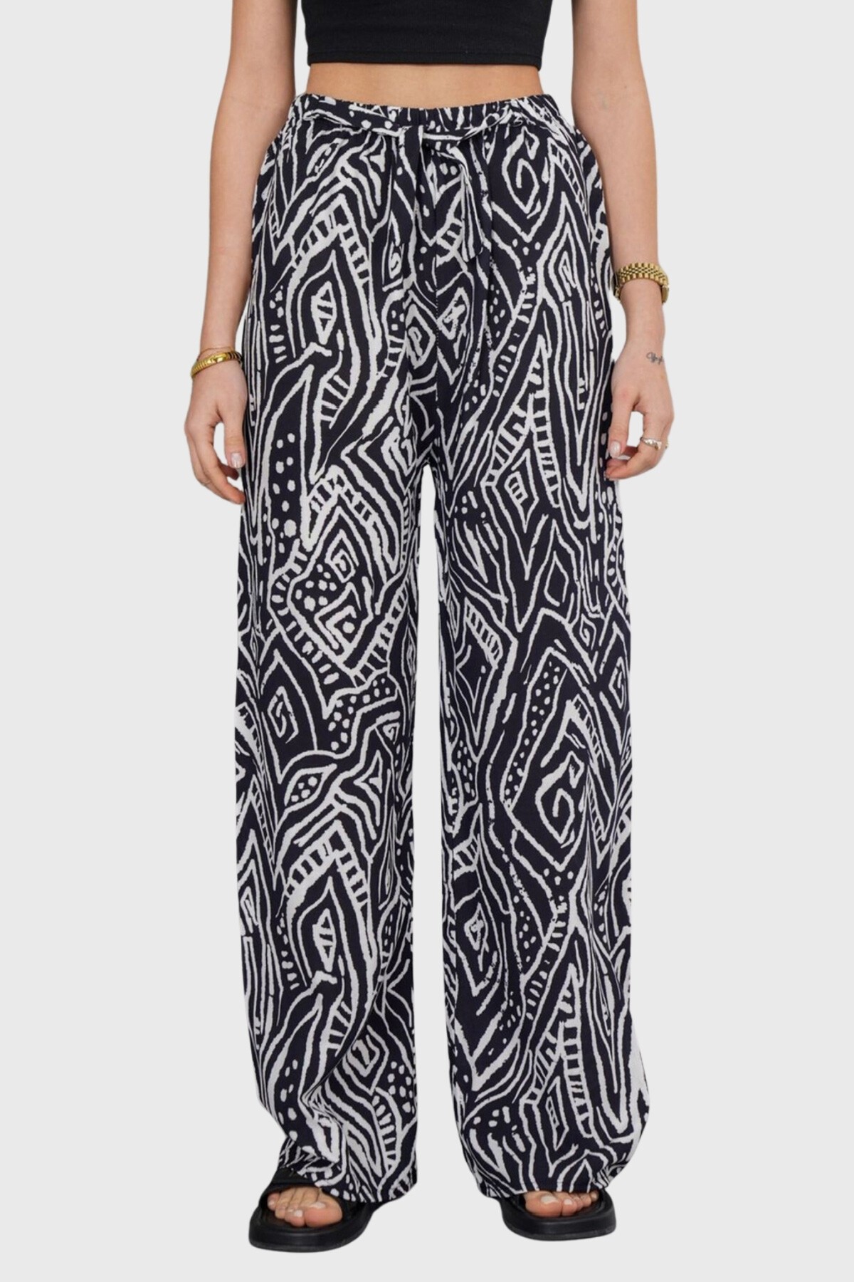 Beyaz Çizgili Beli Lastikli Bağcıklı Desenli Viskon Palazzo Pantolon