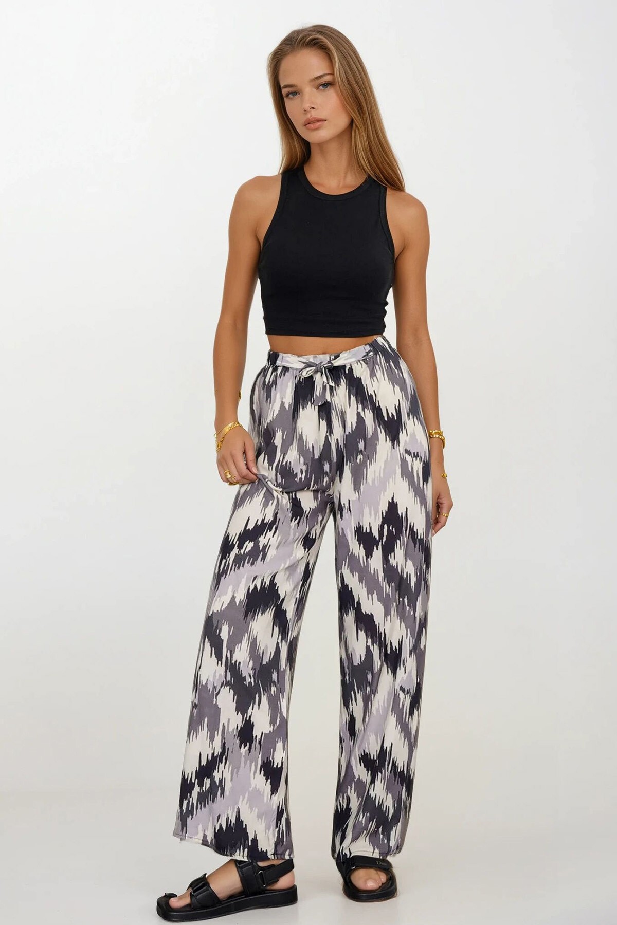 Siyah-Ekru Beli Lastikli Bağcıklı Desenli Viskon Palazzo Pantolon