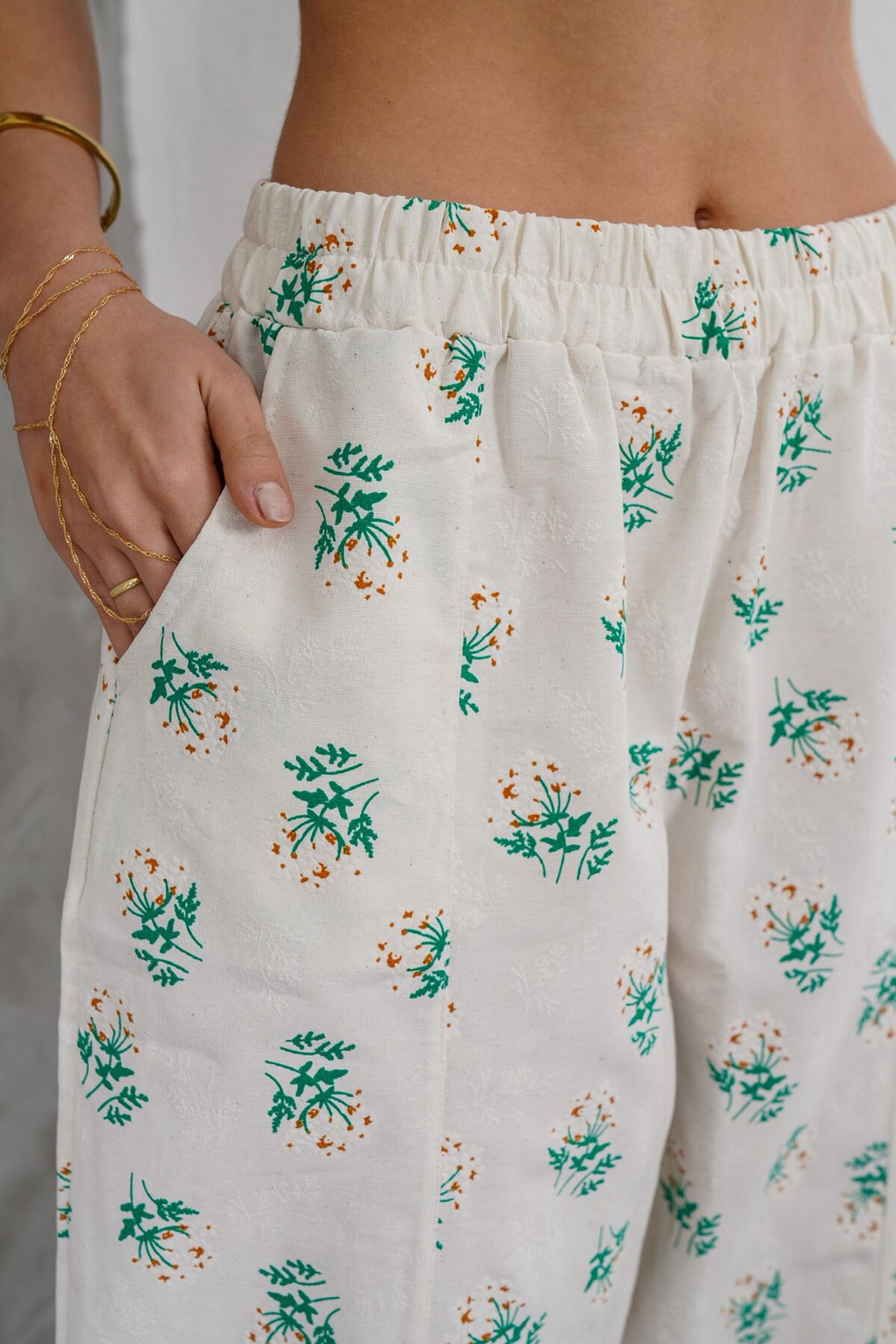 Yeşil Beli Lastikli Desenli Keten Pantolon