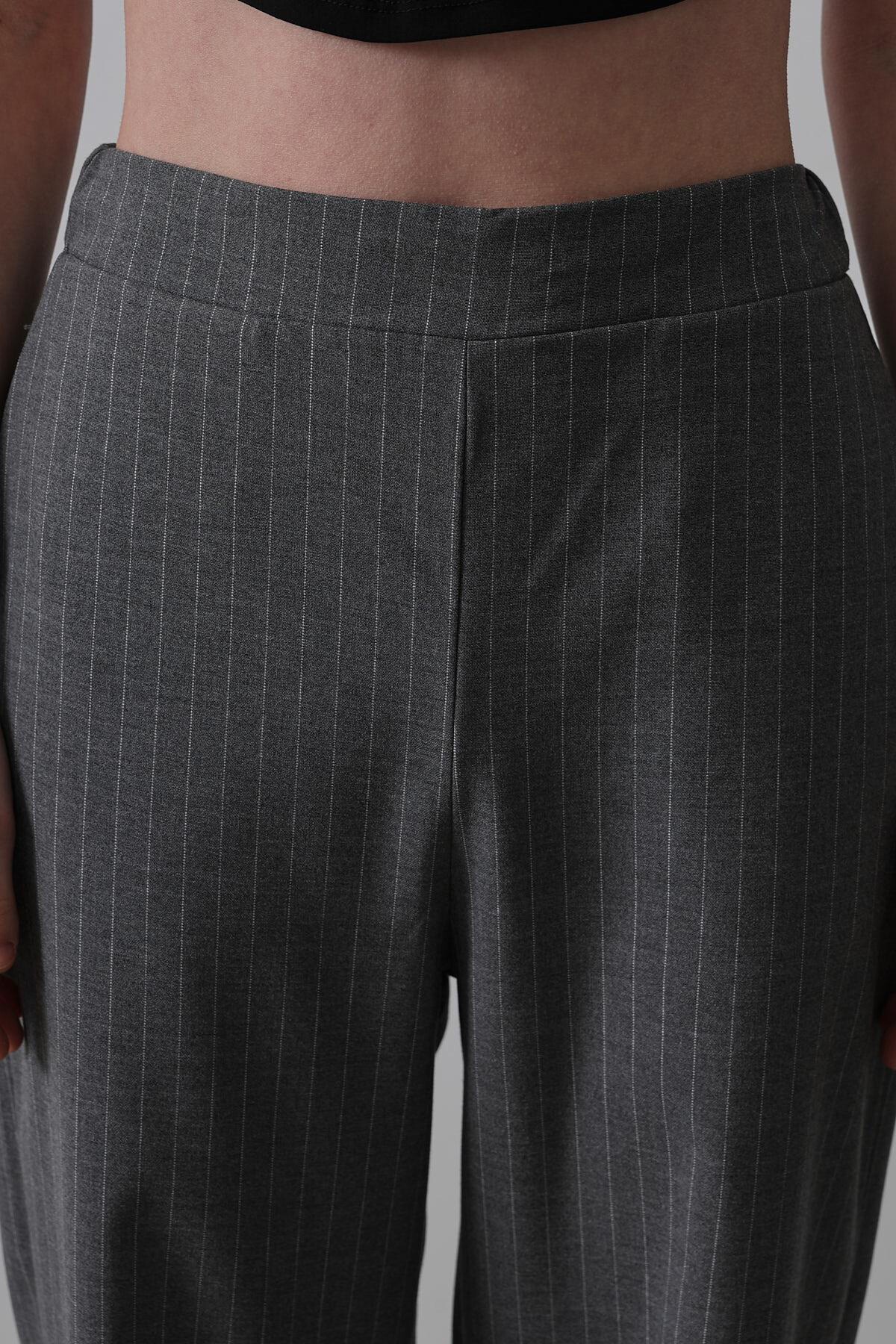 Antrasit Beli Yarım Lastikli Çizgili Palazzo Pantolon