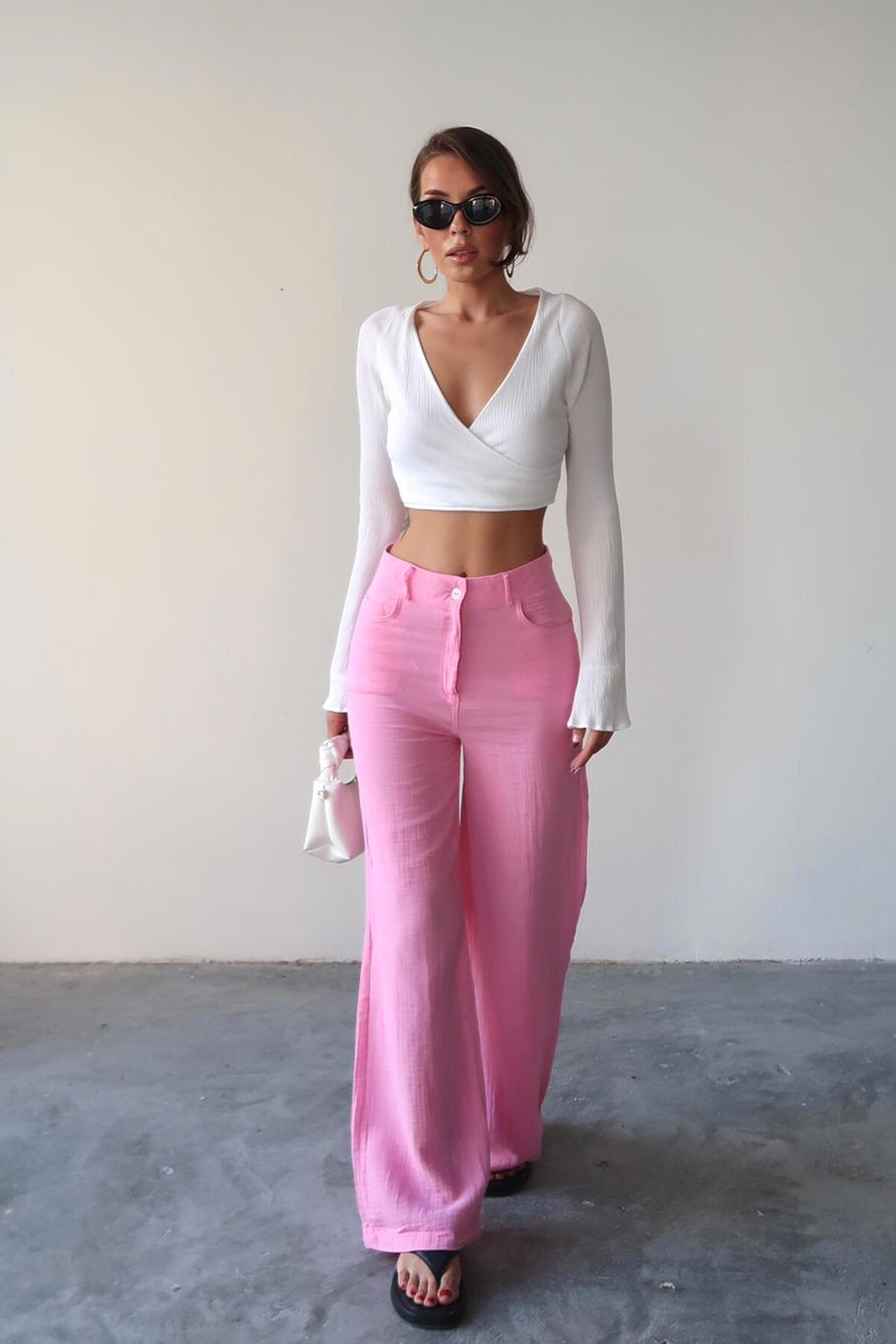 Pembe Beş Cepli Bol Paça Müslin Pantolon