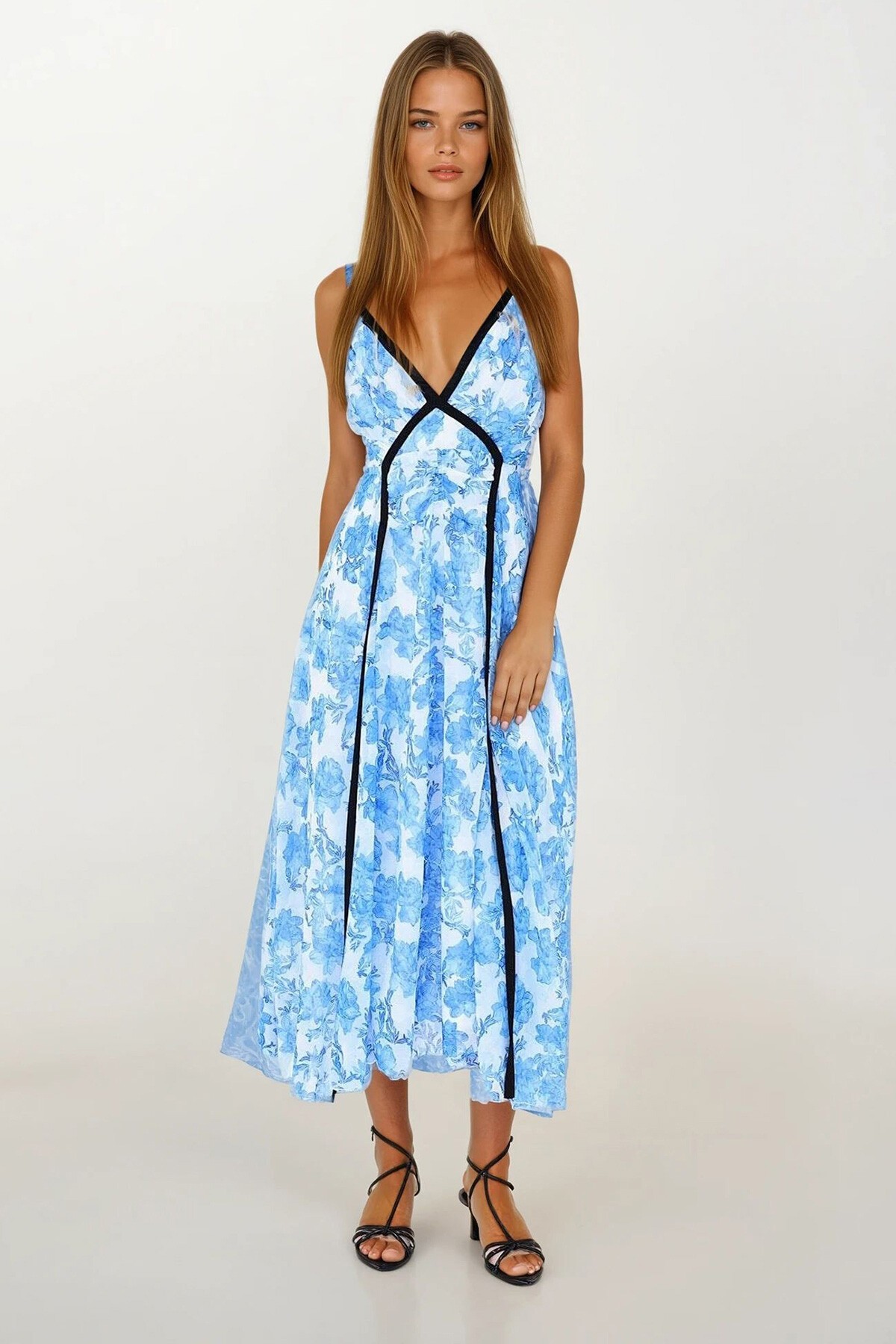 Mavi Biyeli İp Askılı V Yaka Midi Boy Çiçekli Elbise