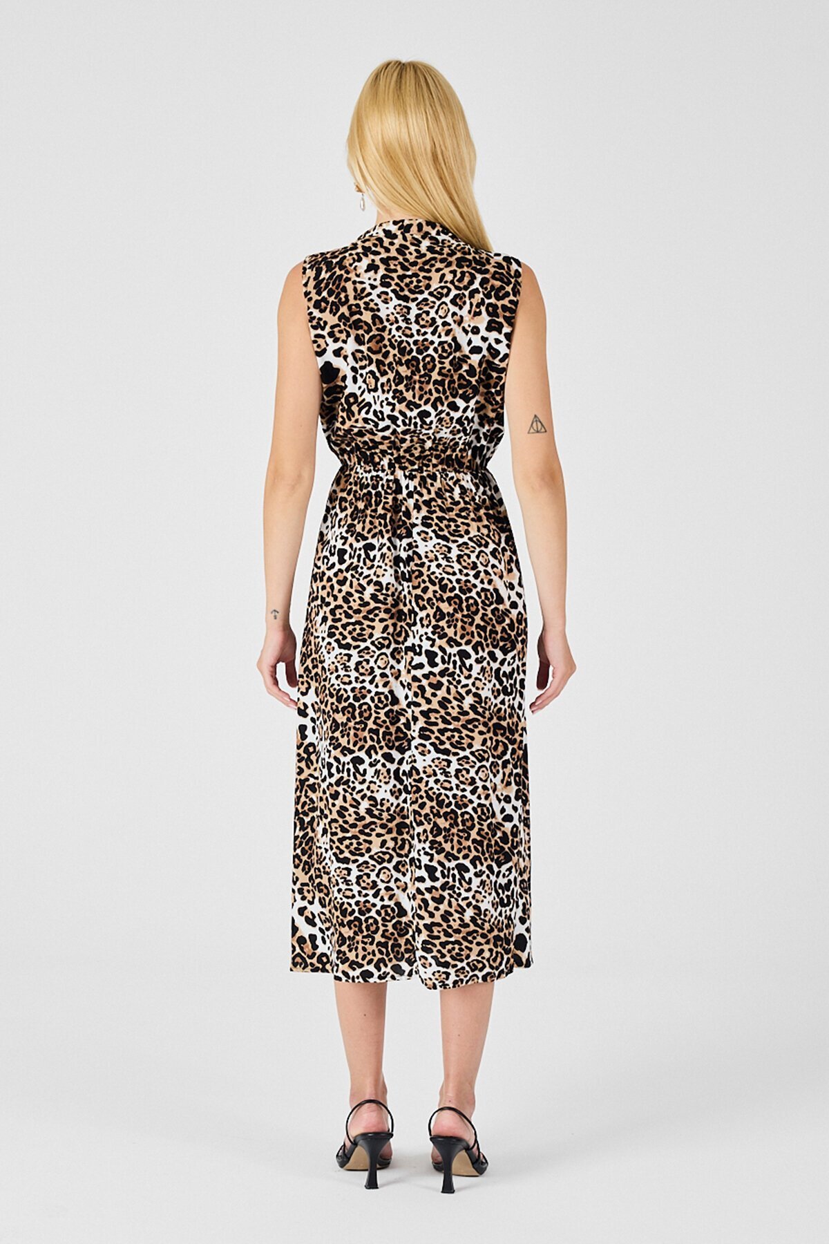 Leopar Çentik Yaka Düğmeli Desenli Kolsuz Midi Elbise