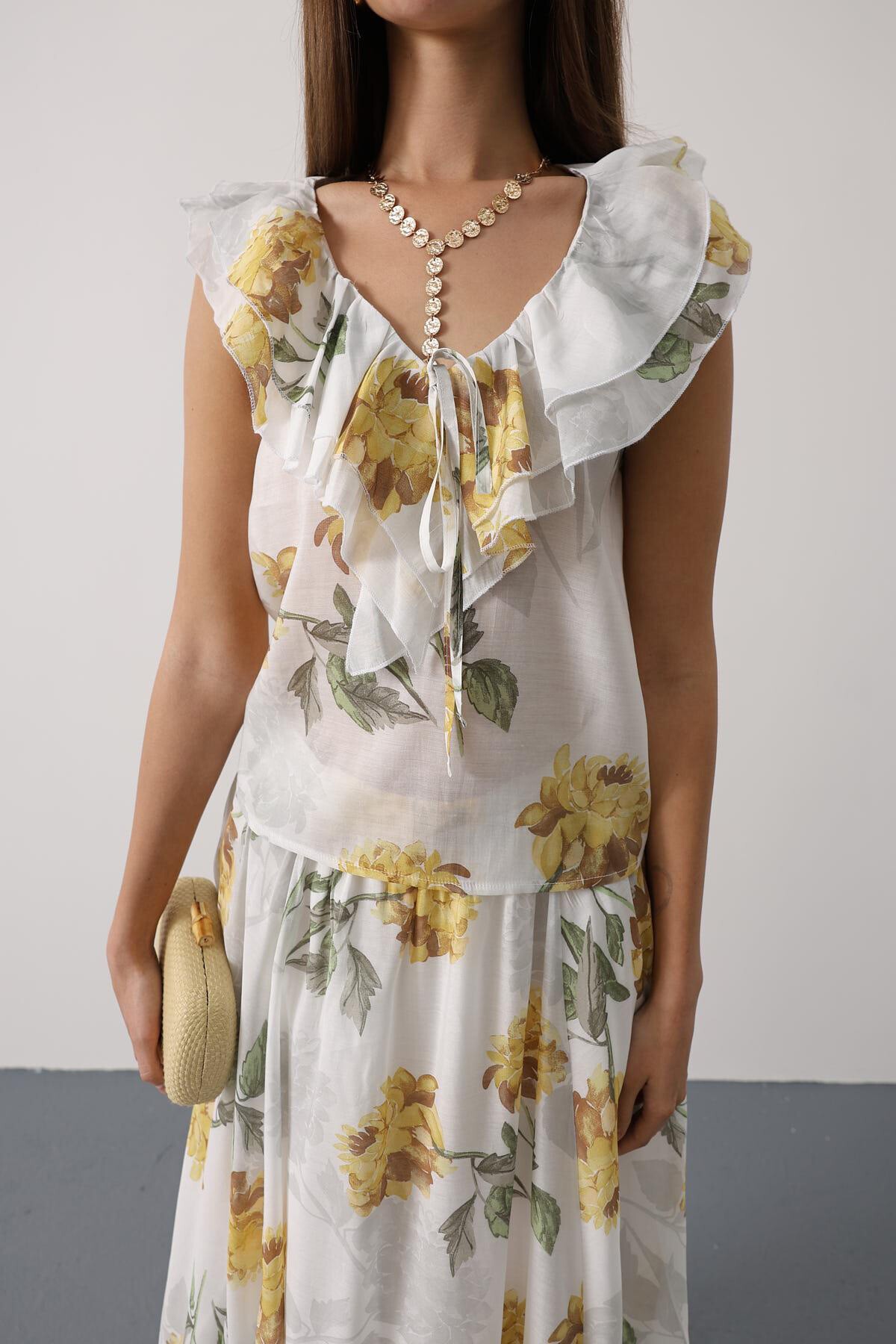 Sarı Çiçek Desen Yakası Fırfırlı Bluz