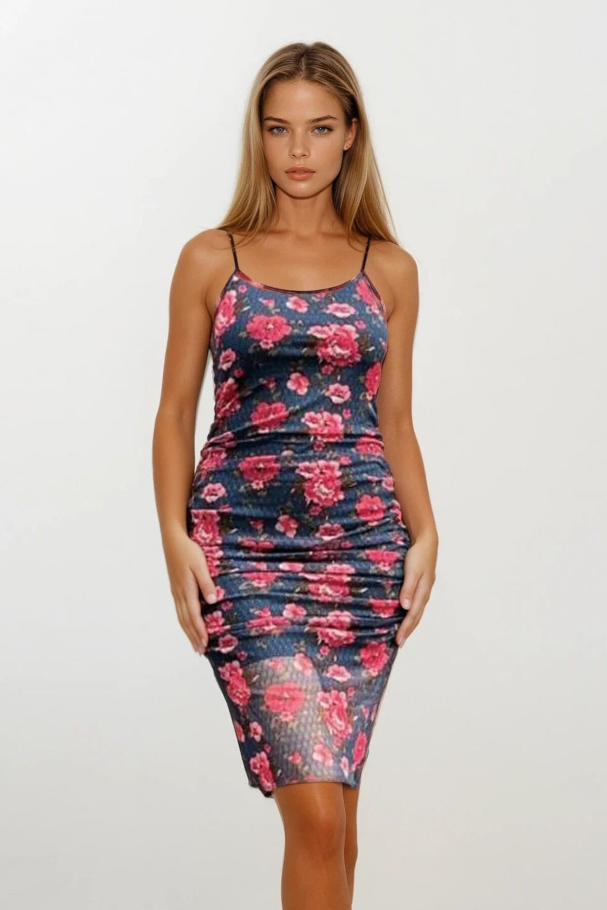 Kırmızı Çiçek Desenli Askılı Midi Elbise