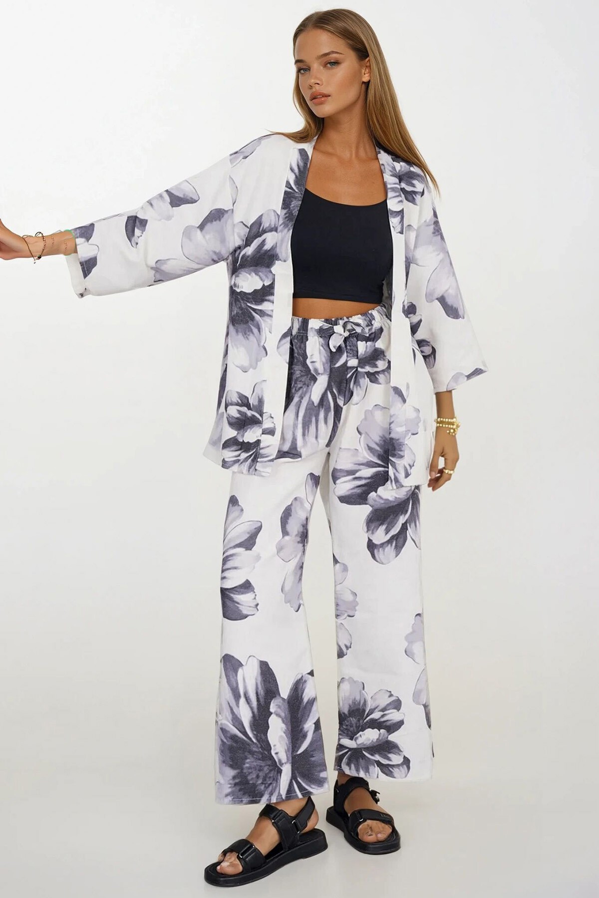 Antrasit Çiçek Desenli Kimono Hırka Ve Bağlamalı Pantolon Kimono Takım