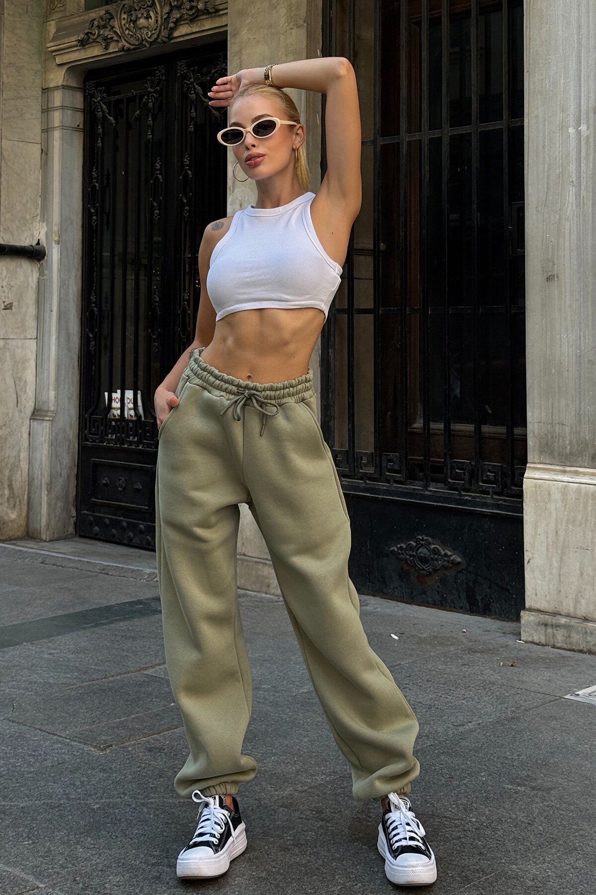 Mint Çift Cepli Beli Ve Paçası Lastikli 3 İplik Eşoftman Altı