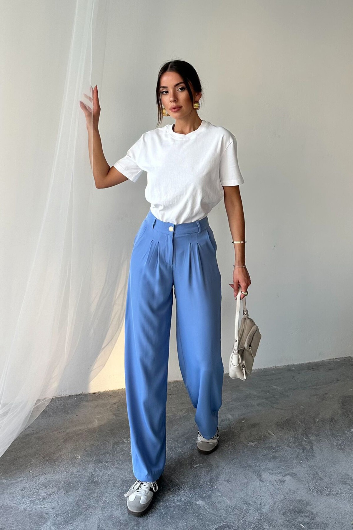 Mavi Çift Cepli Pileli Yüksek Bel Pantolon