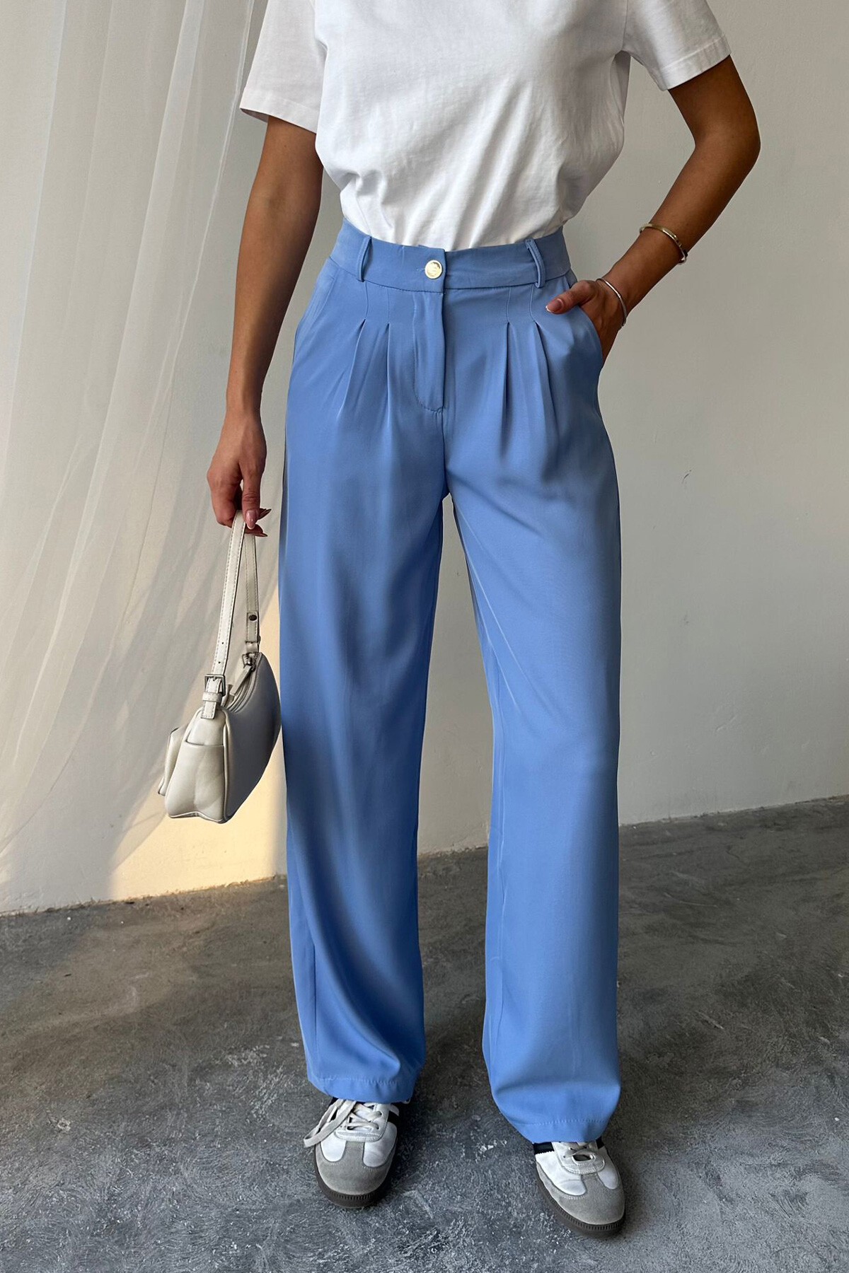 Mavi Çift Cepli Pileli Yüksek Bel Pantolon