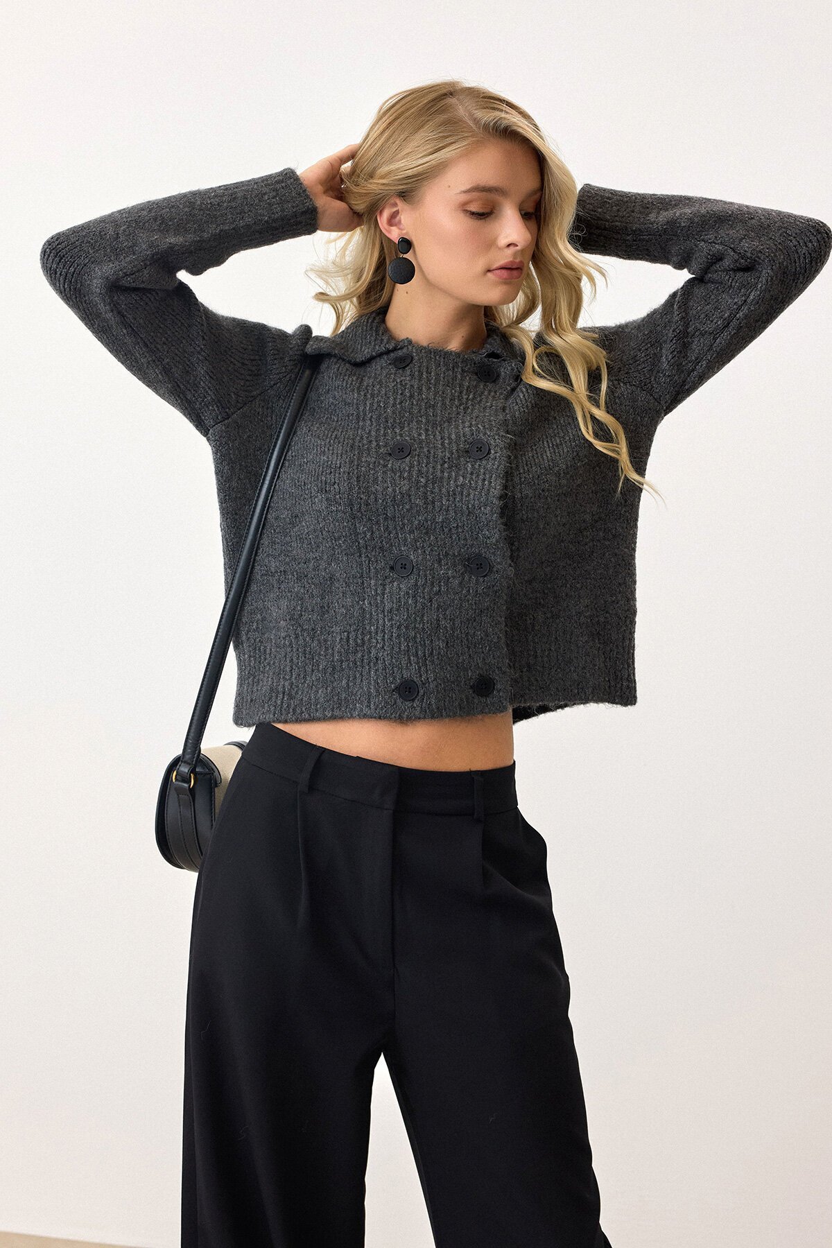 Antrasit Çift Düğme Detaylı Düz Kesim Triko Hırka