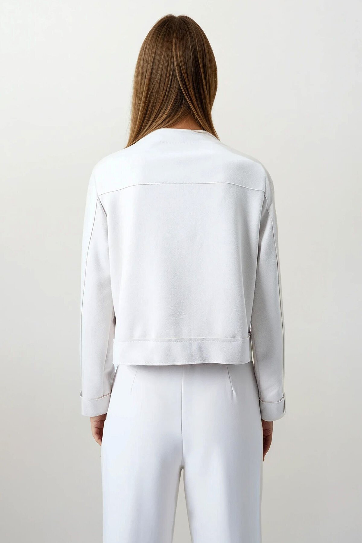 Taş Çift Kapak Cepli Altın Düğmeli Kısa Ceket