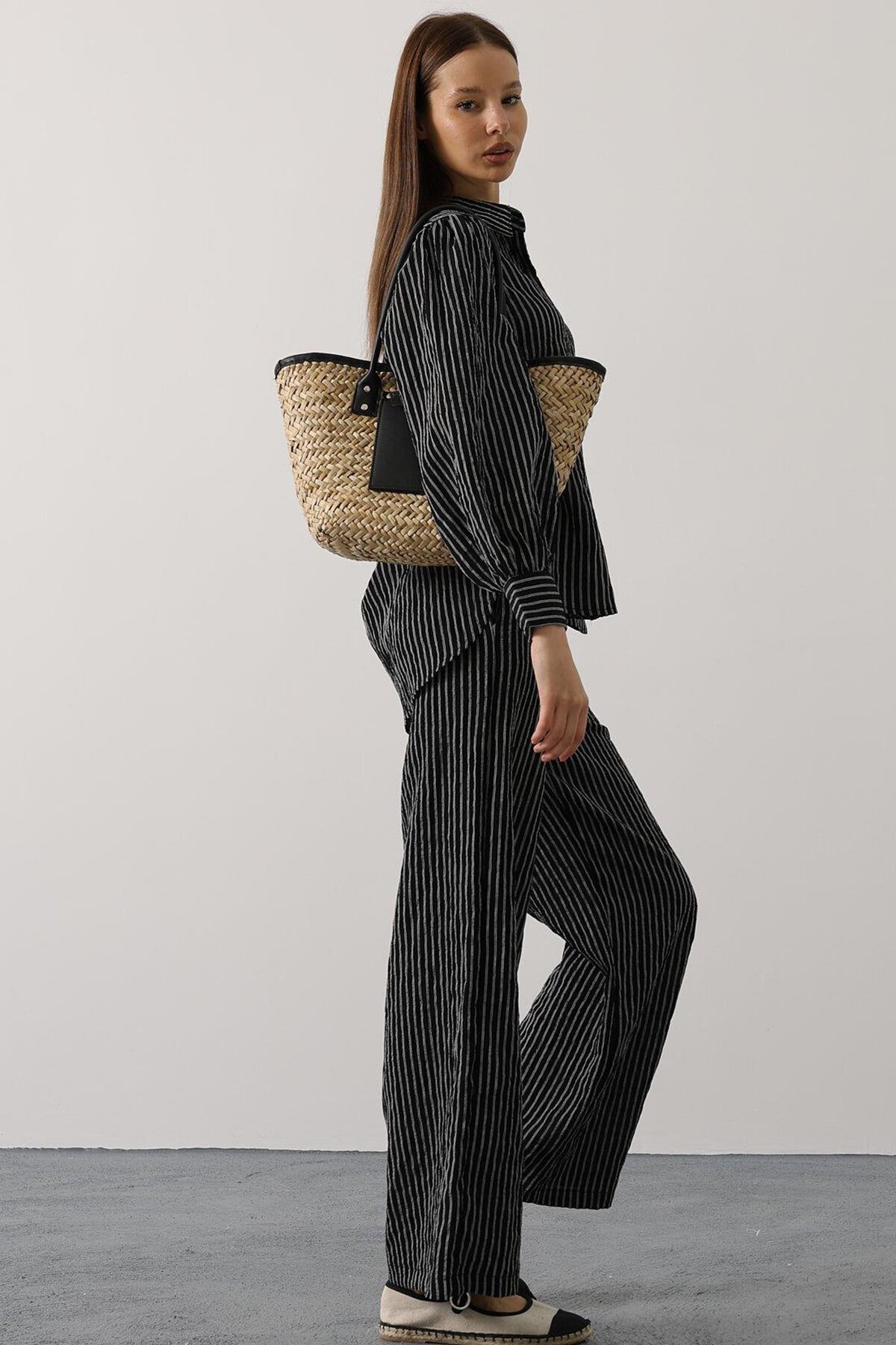 Siyah Çizgi Rahat Pantolon Takım