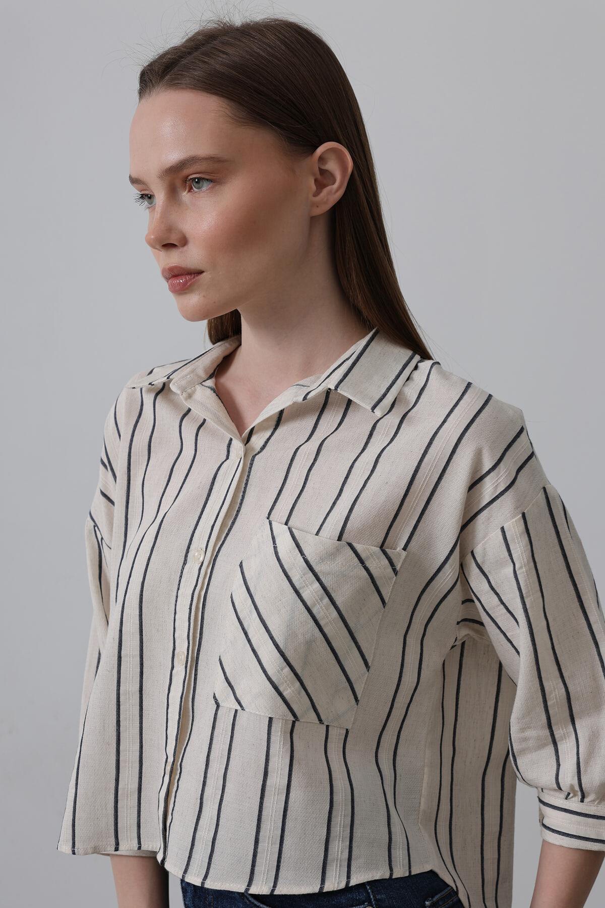 Lacivert-Bej Cepli Çizgili Kısa Gömlek