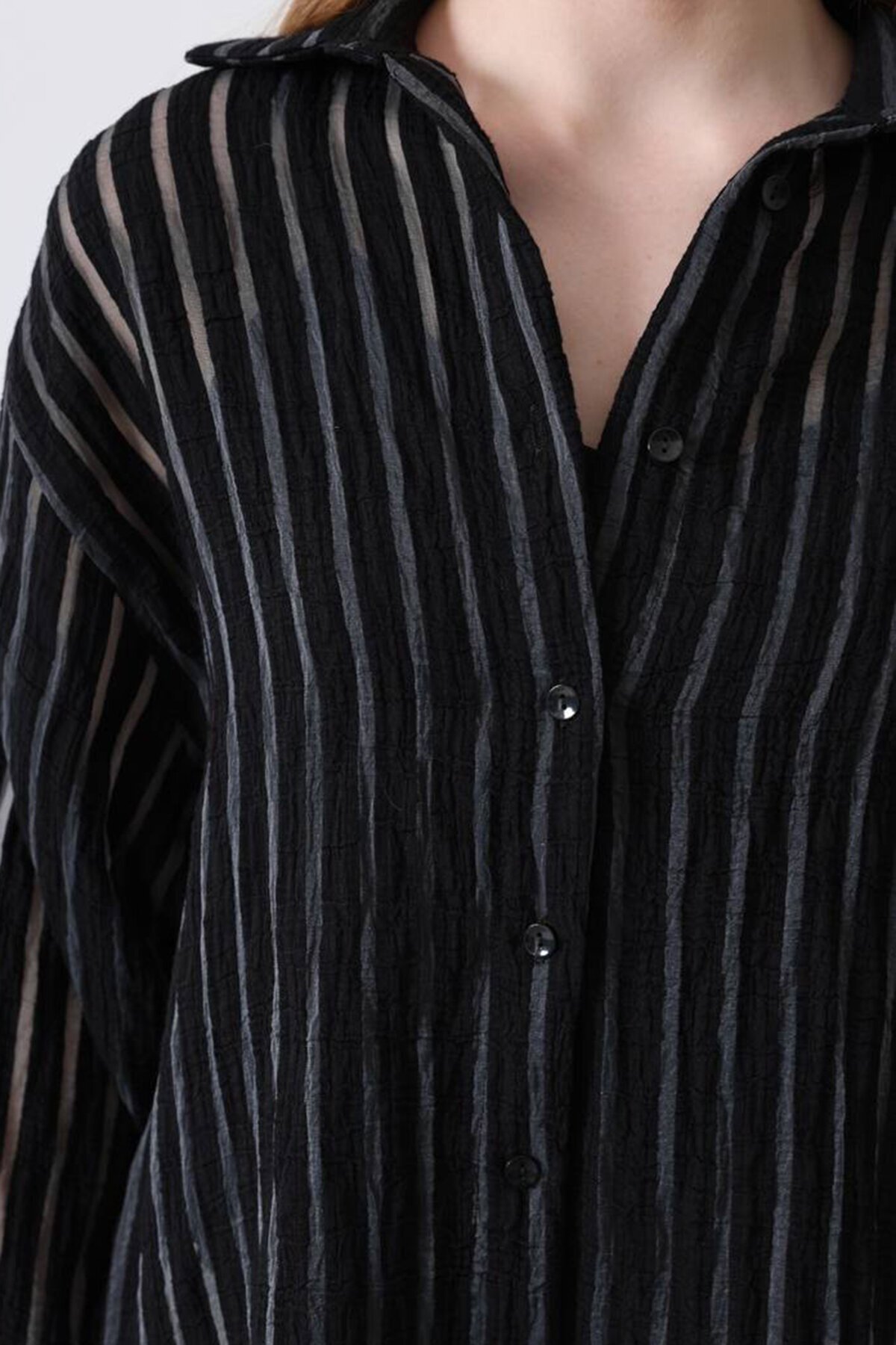Siyah Çizgili Uzun Kollu Oversize Gömlek