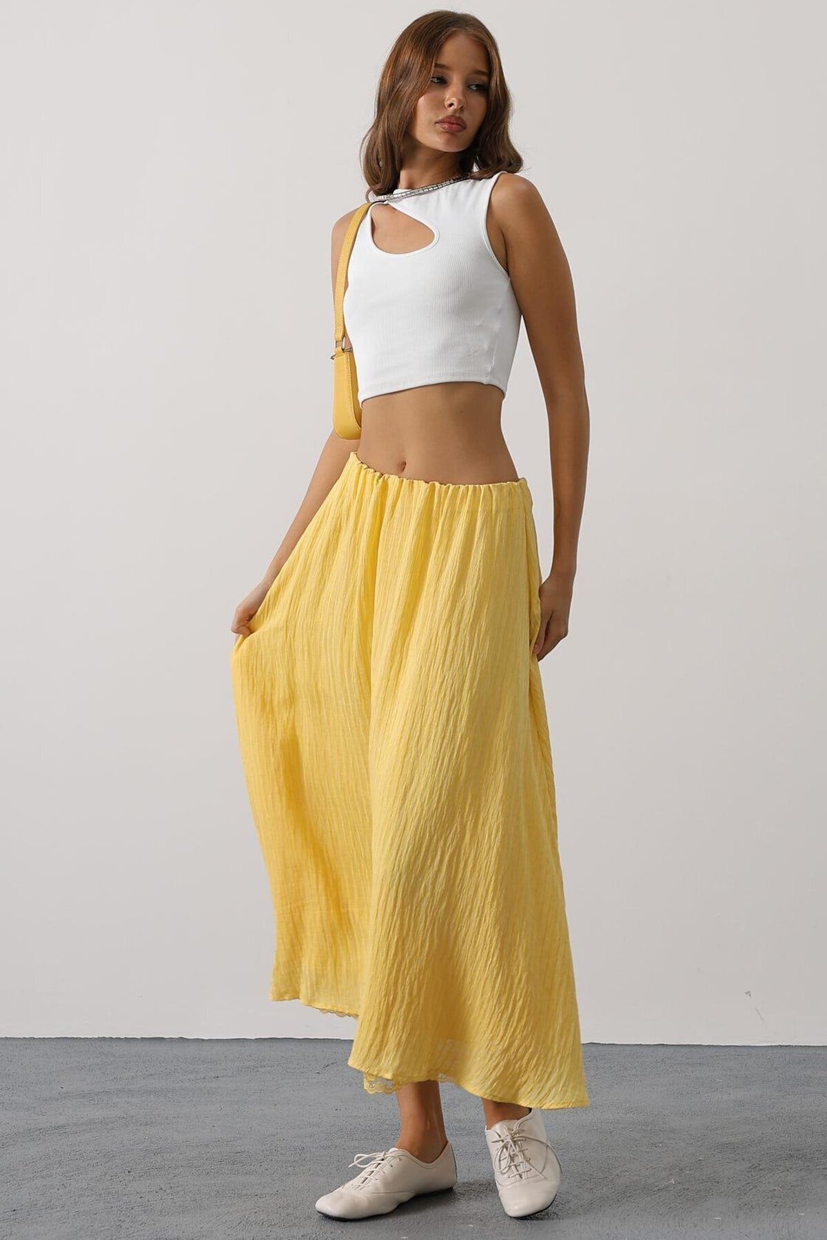 Sarı Dantel Detaylı Uzun Etek