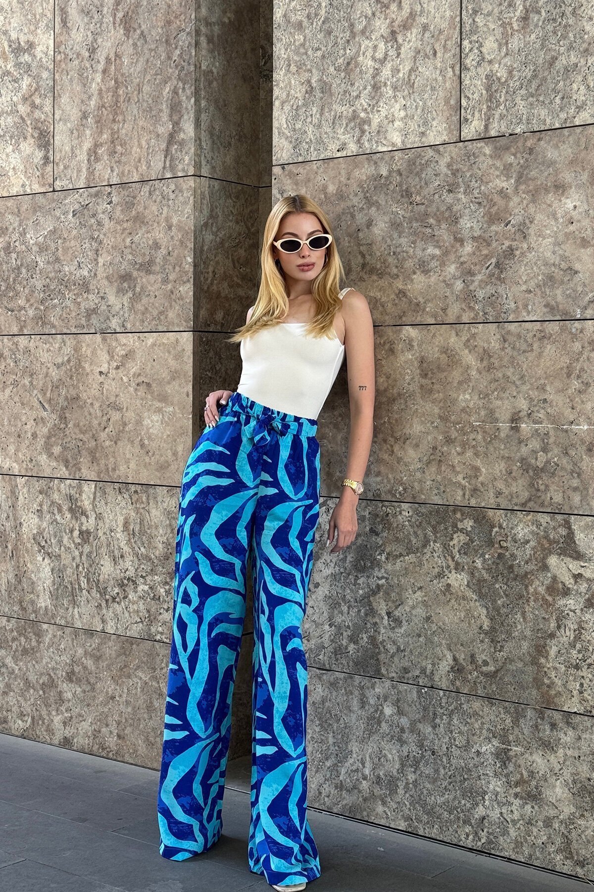 Mavi Desenli Beli Lastikli Bağcıklı Palazzo Bol Paça Pantolon