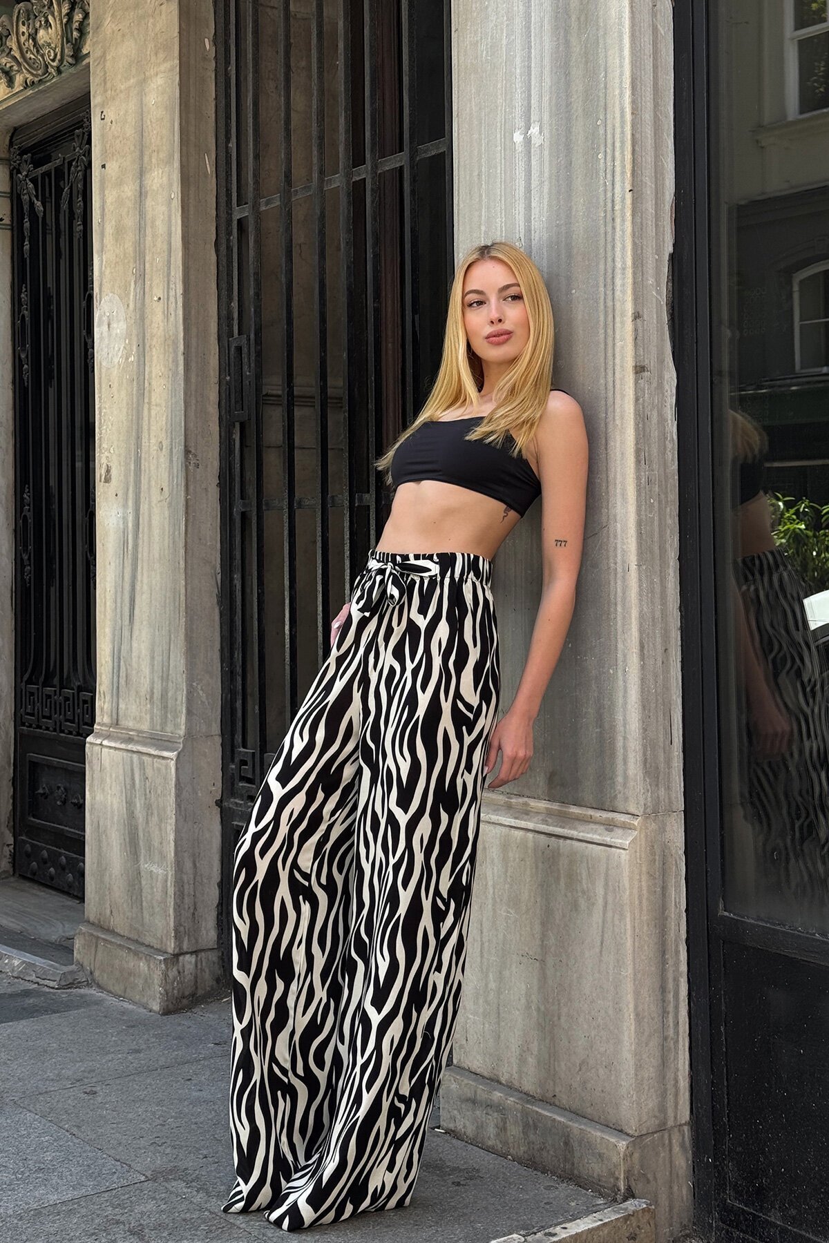 Siyah Desenli Beli Lastikli Bağcıklı Palazzo Bol Paça Pantolon