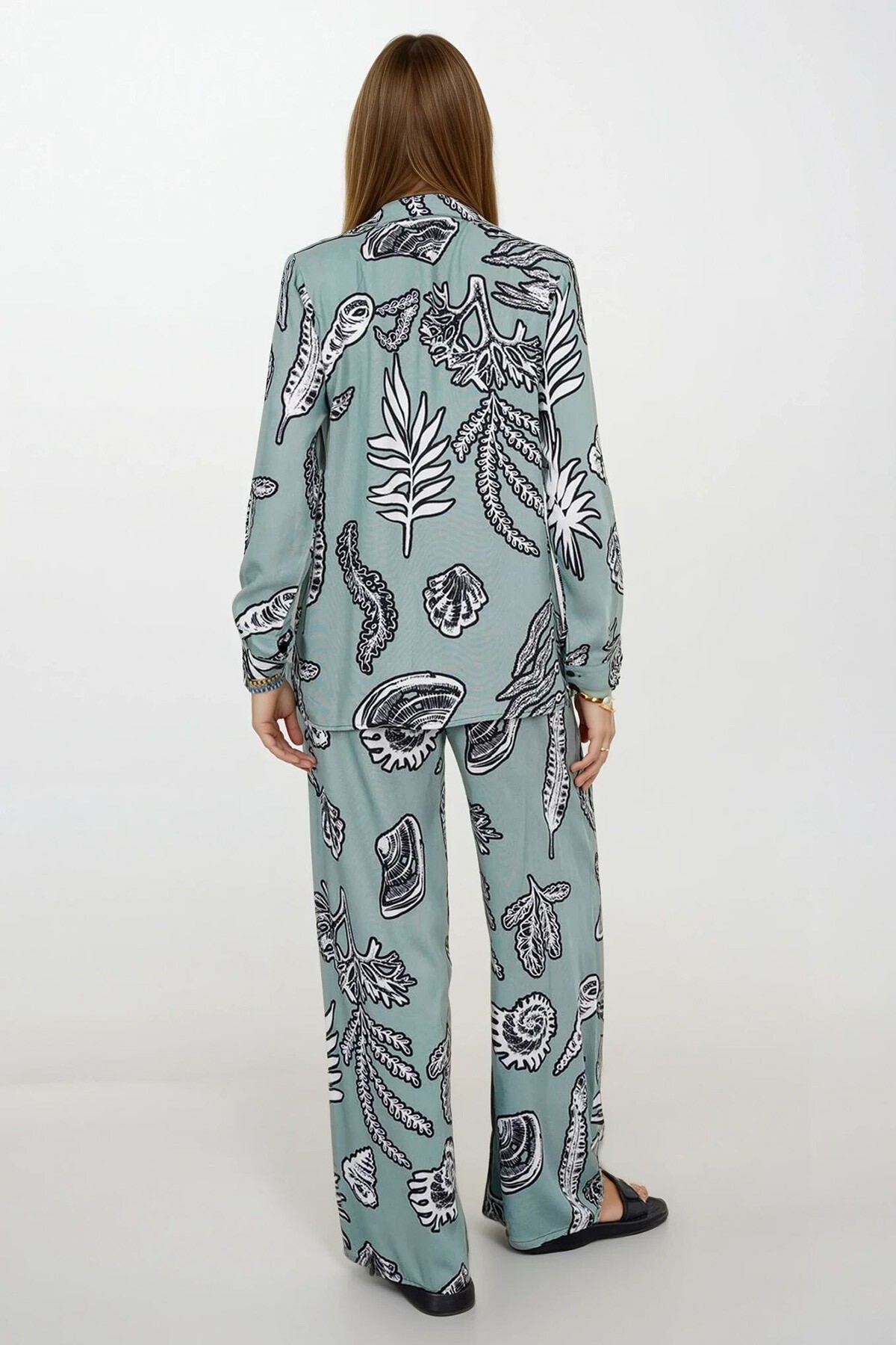 Çağla Yeşili Desenli Oversize Gömlek Ve Bağcıklı Palazzo Pantolon Takım