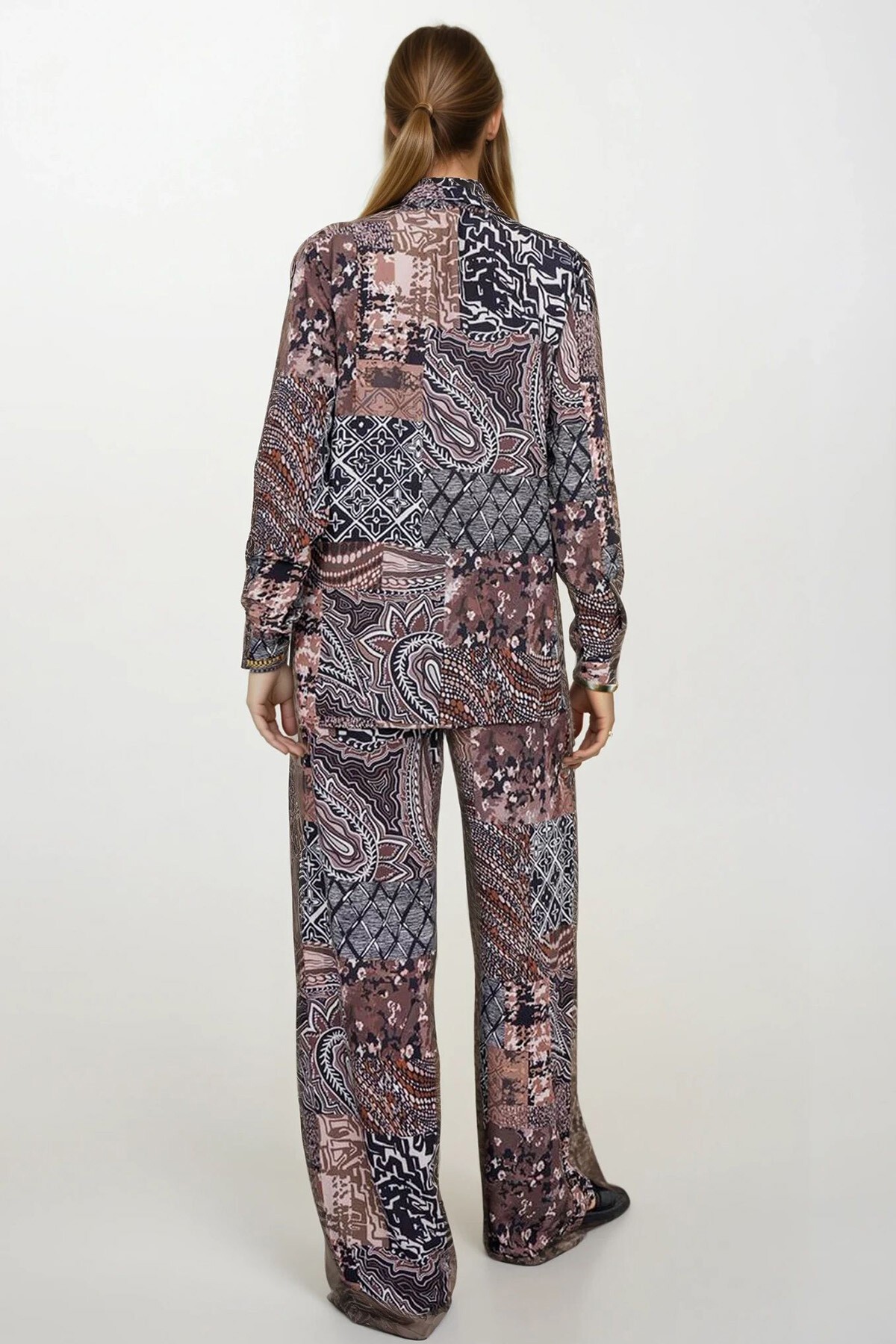 Kahverengi Desenli Oversize Gömlek Ve Bağcıklı Palazzo Pantolon Takım
