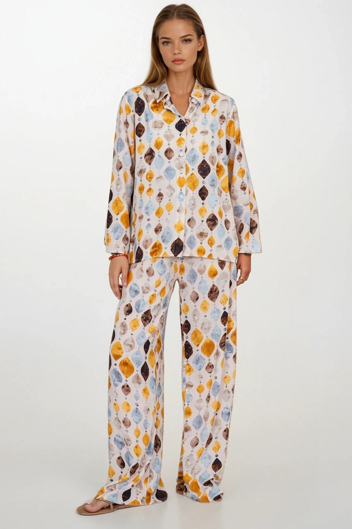 Sarı Desenli Oversize Gömlek Ve Bağcıklı Palazzo Pantolon Takım