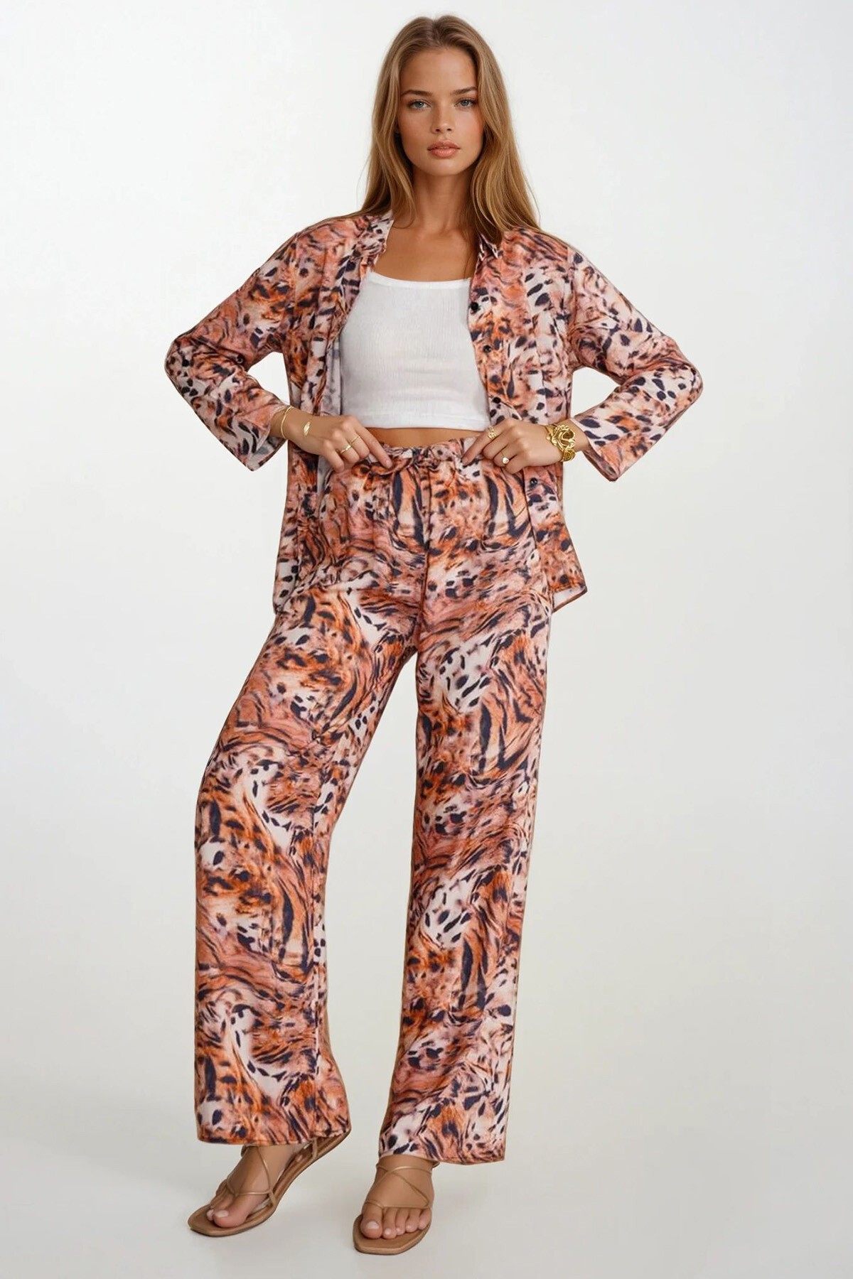 Kiremit Desenli Oversize Gömlek Ve Bağcıklı Palazzo Pantolon Takım