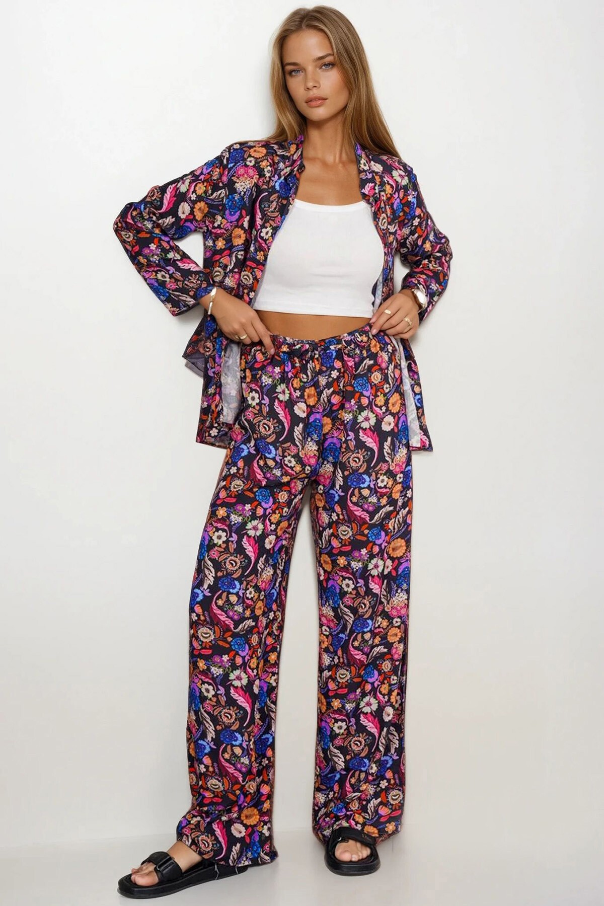 Mix Desenli Oversize Gömlek Ve Bağcıklı Palazzo Pantolon Takım