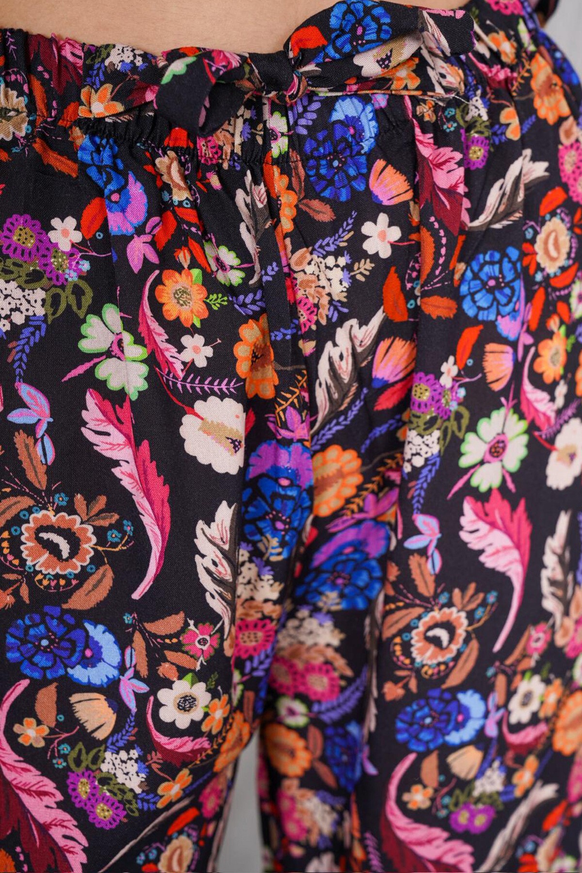 Mix Desenli Oversize Gömlek Ve Bağcıklı Palazzo Pantolon Takım