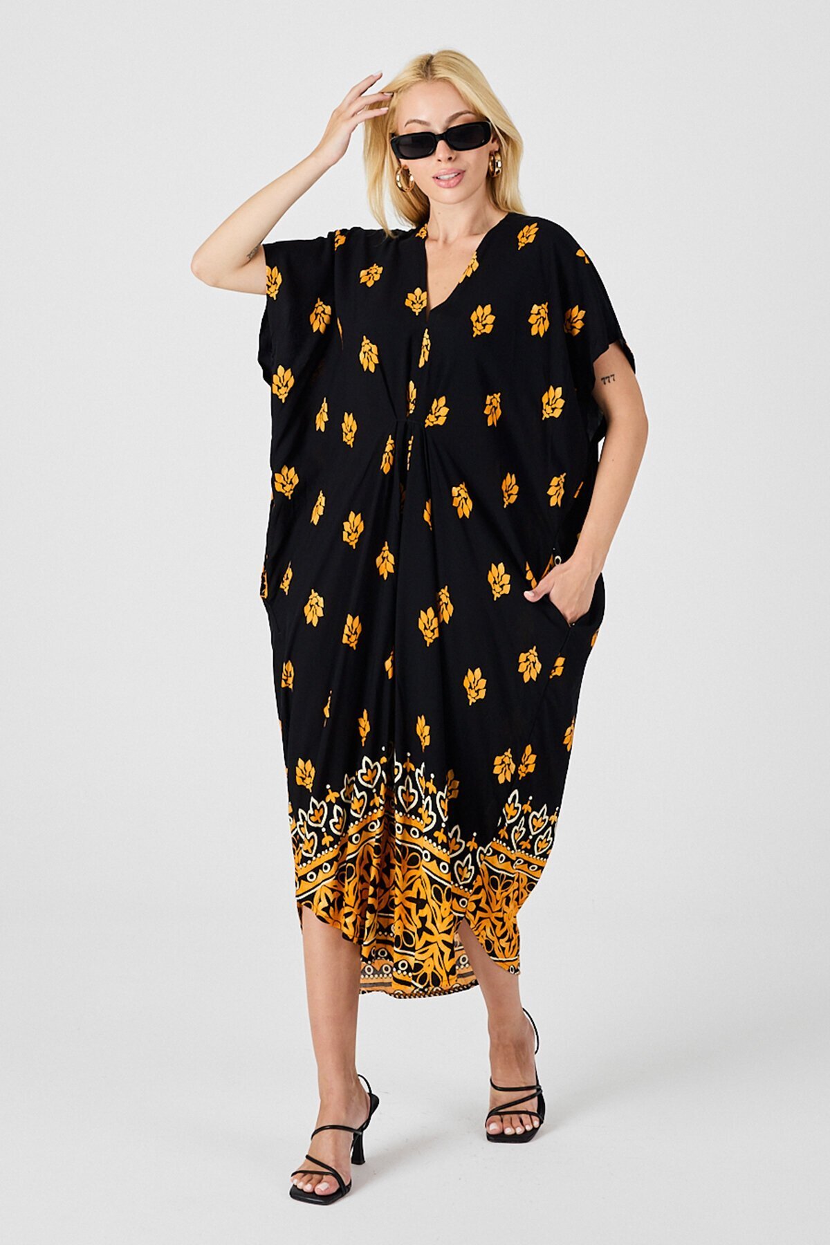 Sarı Desenli V Yaka Salaş Kesim Kaftan Elbise