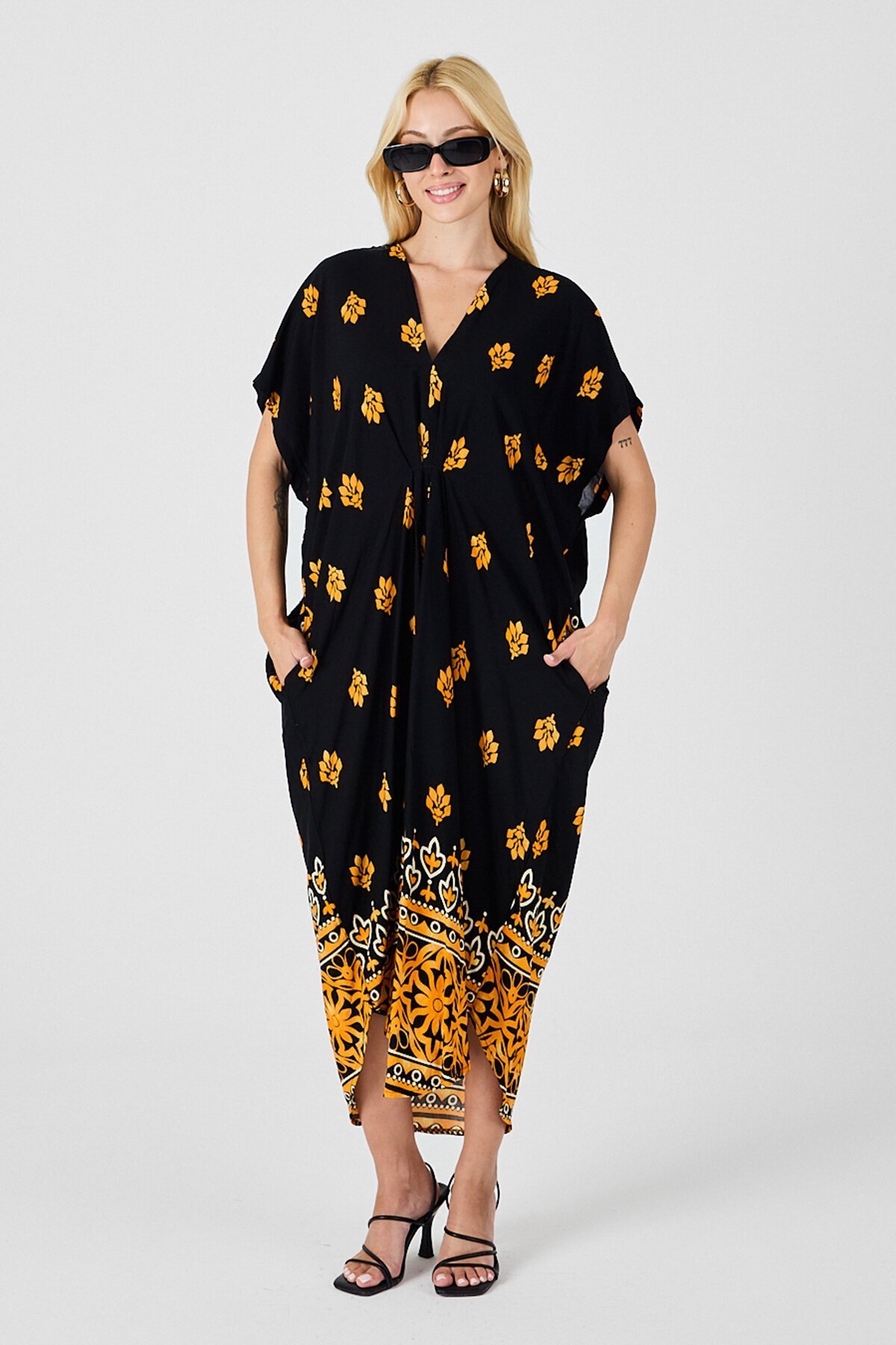Sarı Desenli V Yaka Salaş Kesim Kaftan Elbise