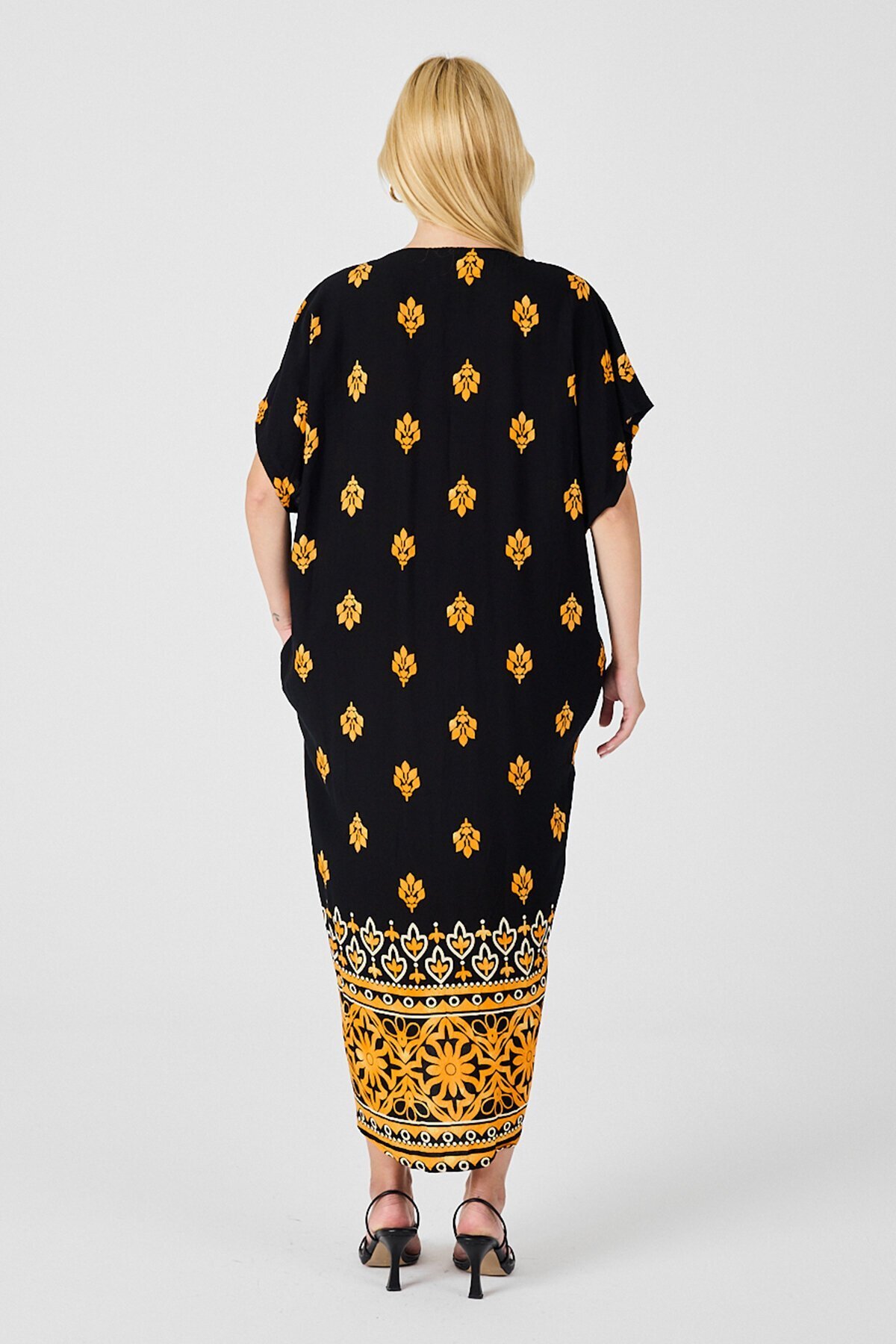 Sarı Desenli V Yaka Salaş Kesim Kaftan Elbise