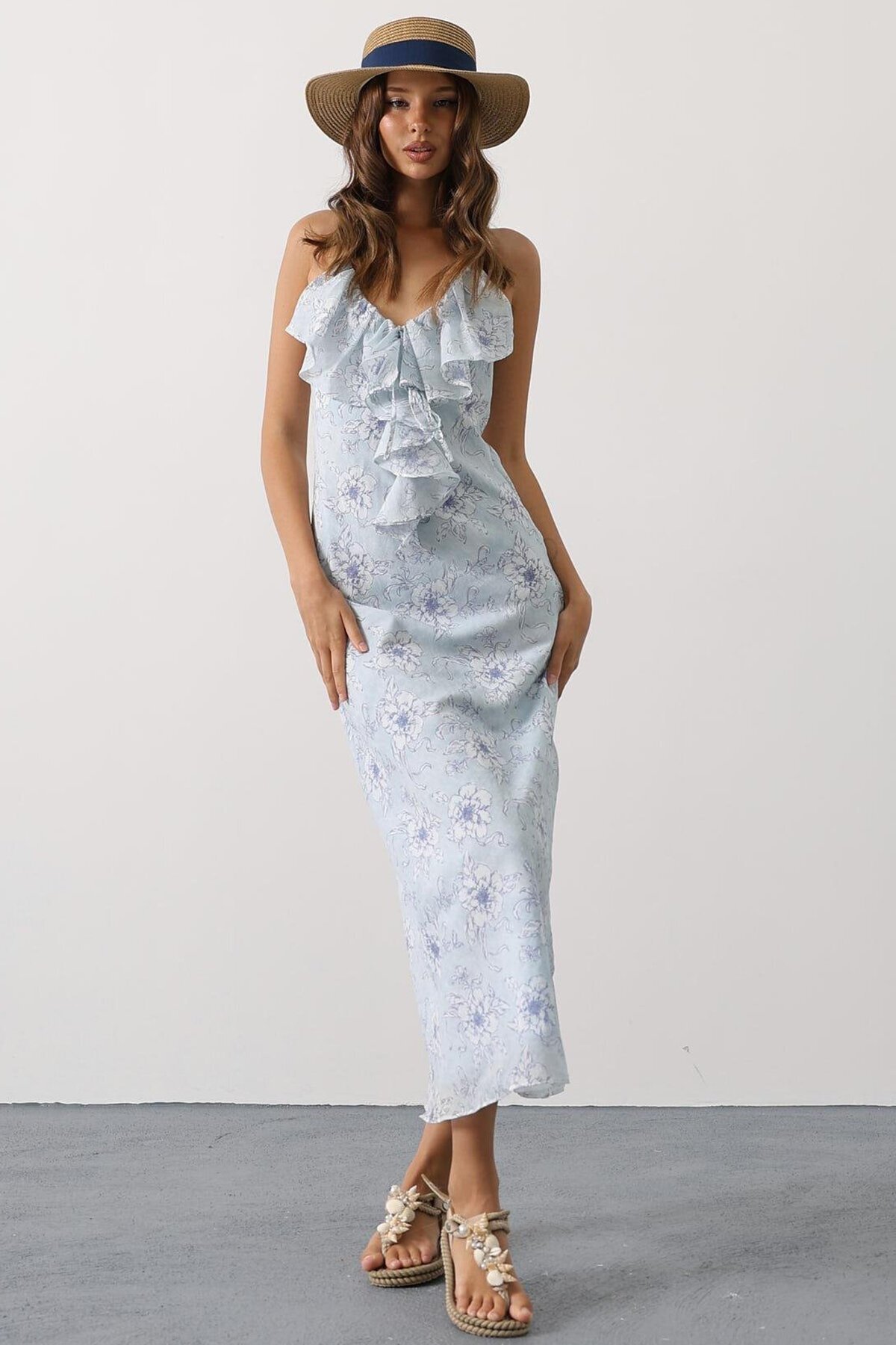 Mavi Desenli Yakası Volanlı Askılı Elbise