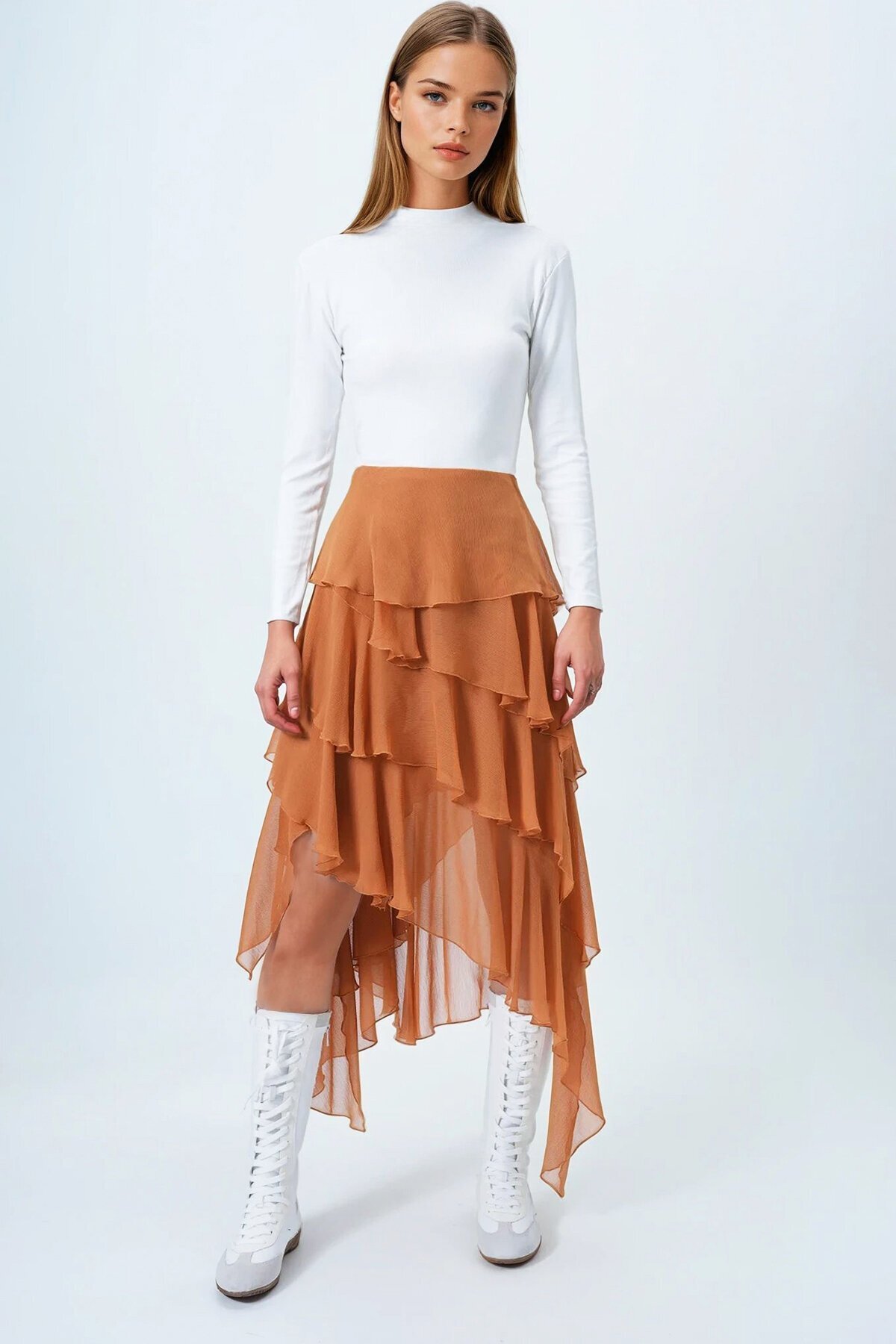 Ekru Dik Yaka Pamuklu Likralı Basic Bluz