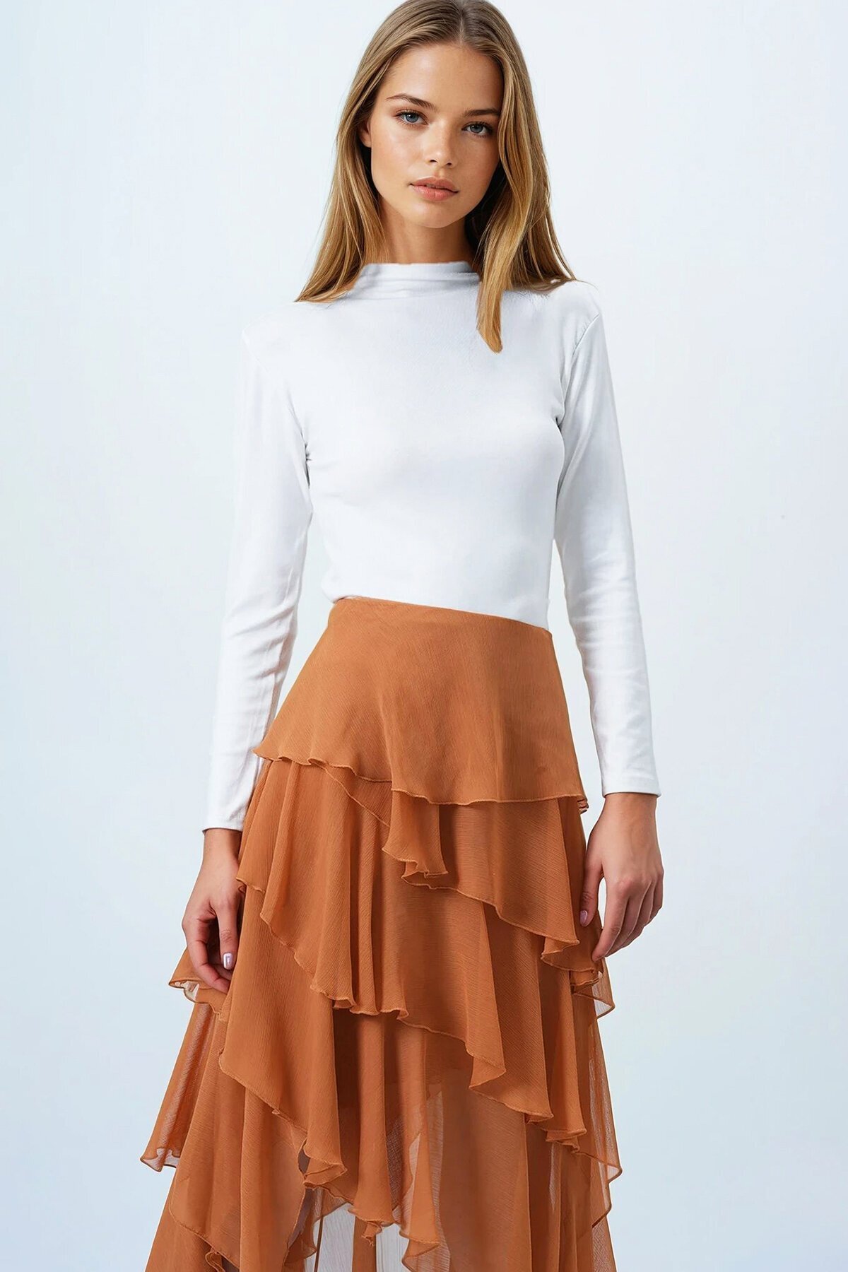 Ekru Dik Yaka Pamuklu Likralı Basic Bluz