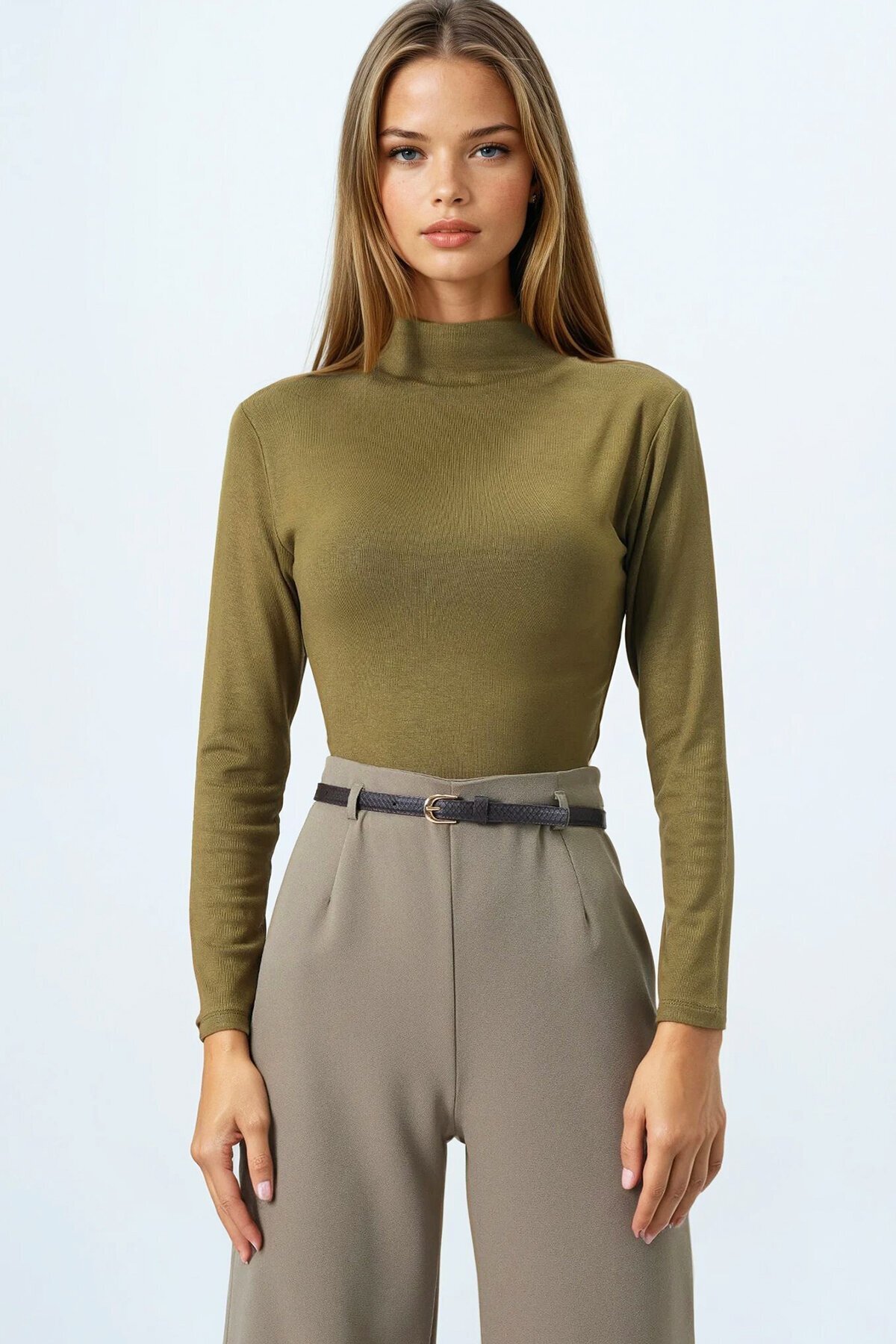 Haki Dik Yaka Pamuklu Likralı Basic Bluz