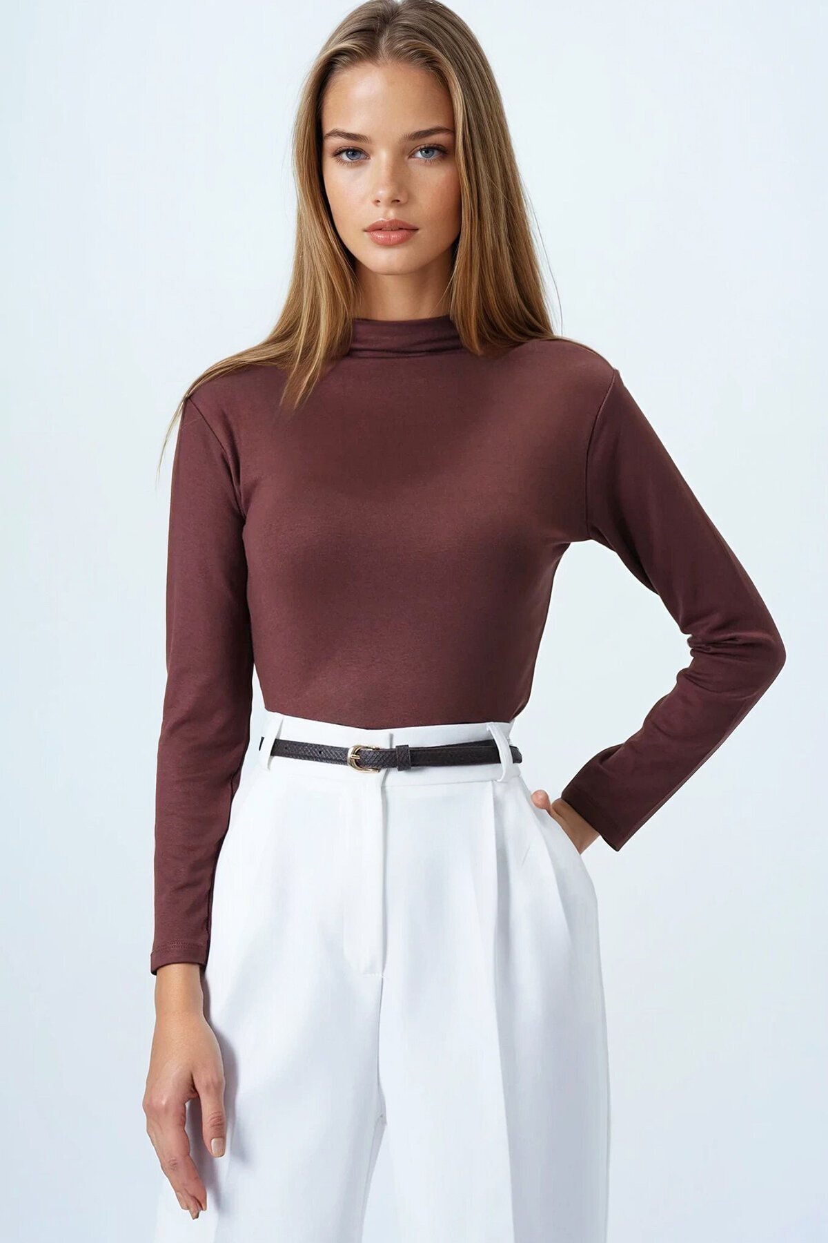 Kahverengi Dik Yaka Pamuklu Likralı Basic Bluz