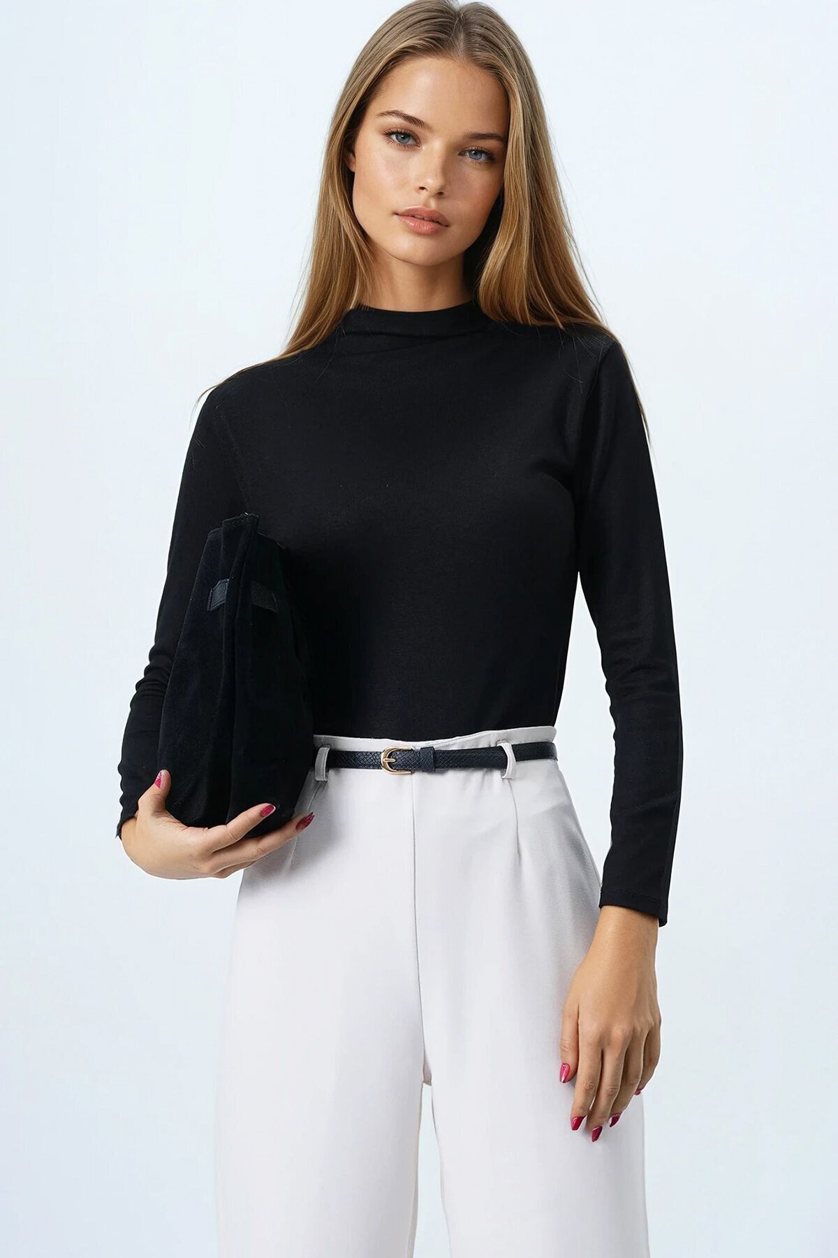 Siyah Dik Yaka Pamuklu Likralı Basic Bluz