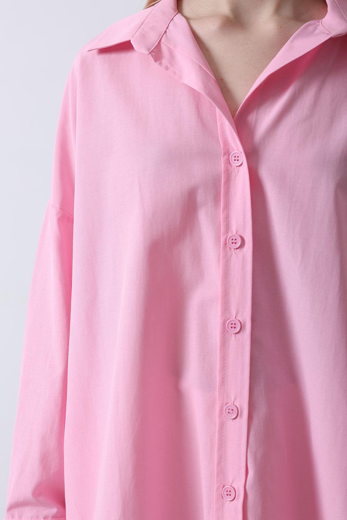 Şeker Pembe Geniş Manşet Detaylı Oversize Gömlek