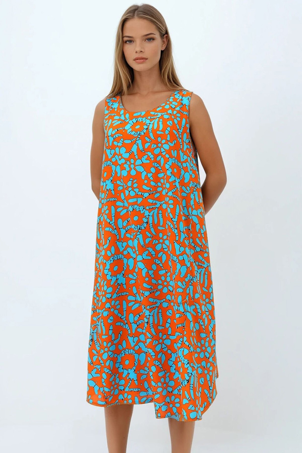 Gök Mavisi Kolsuz Rahat Kesim Desenli Elbise