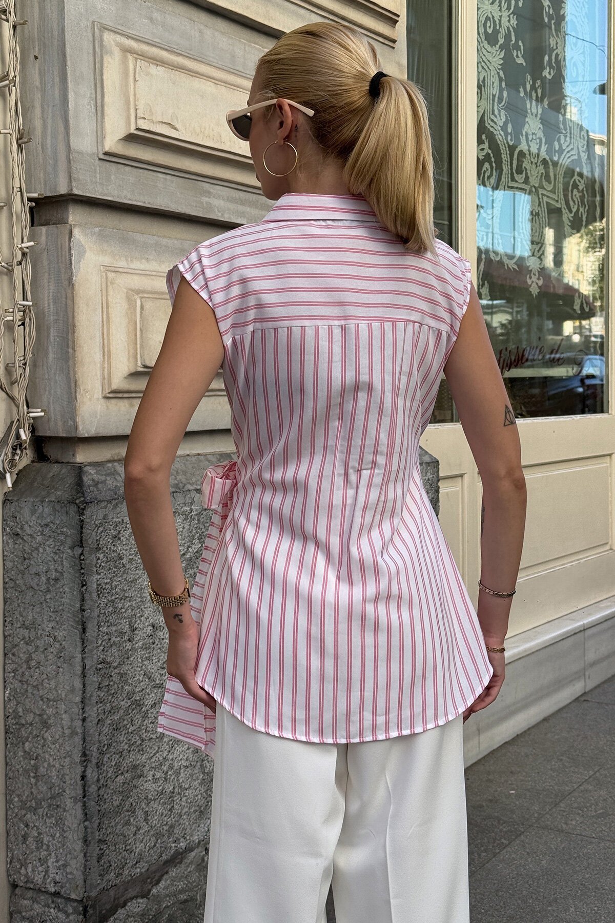 Pembe Gömlek Yaka Bağlama Detaylı Çizgili Bluz