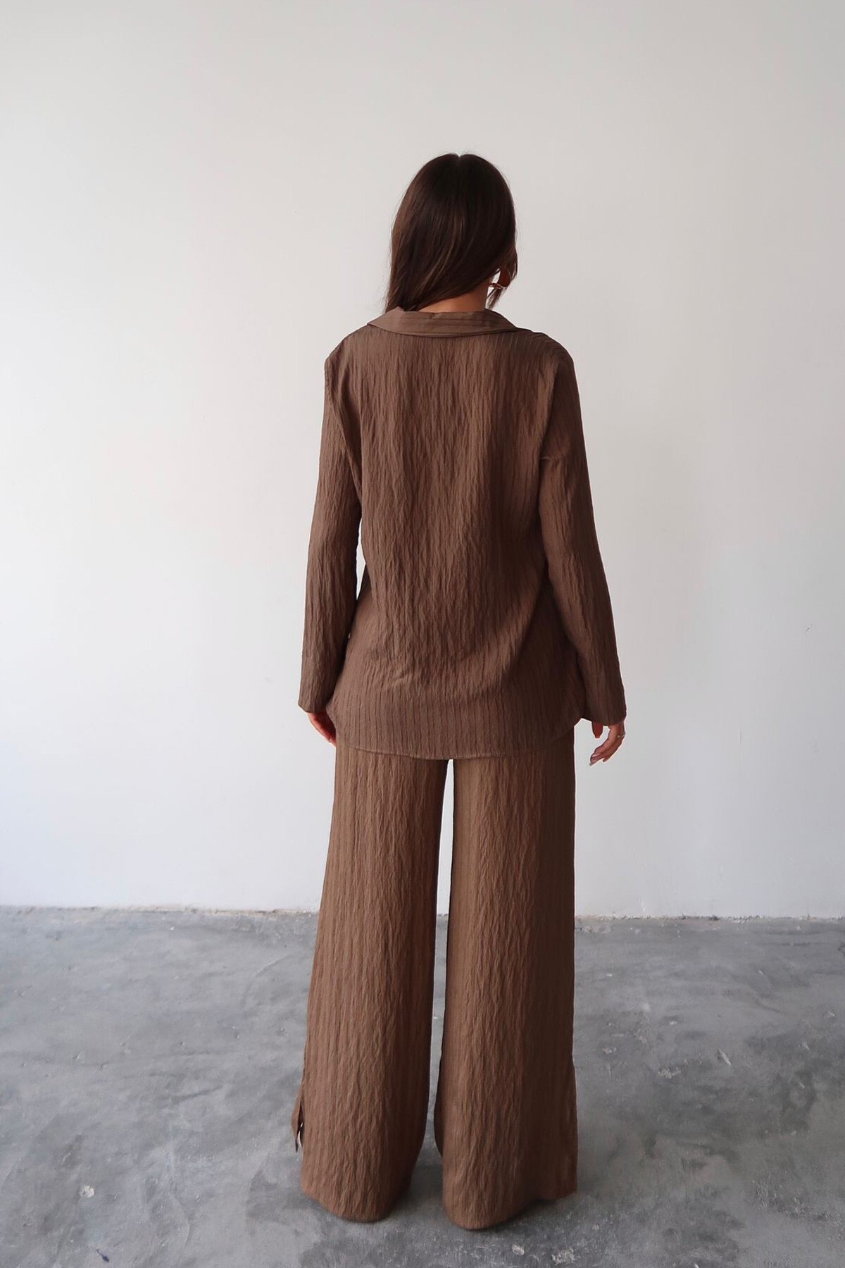 Kahverengi Gömlek Yaka Bürümcük Alt Üst Takım