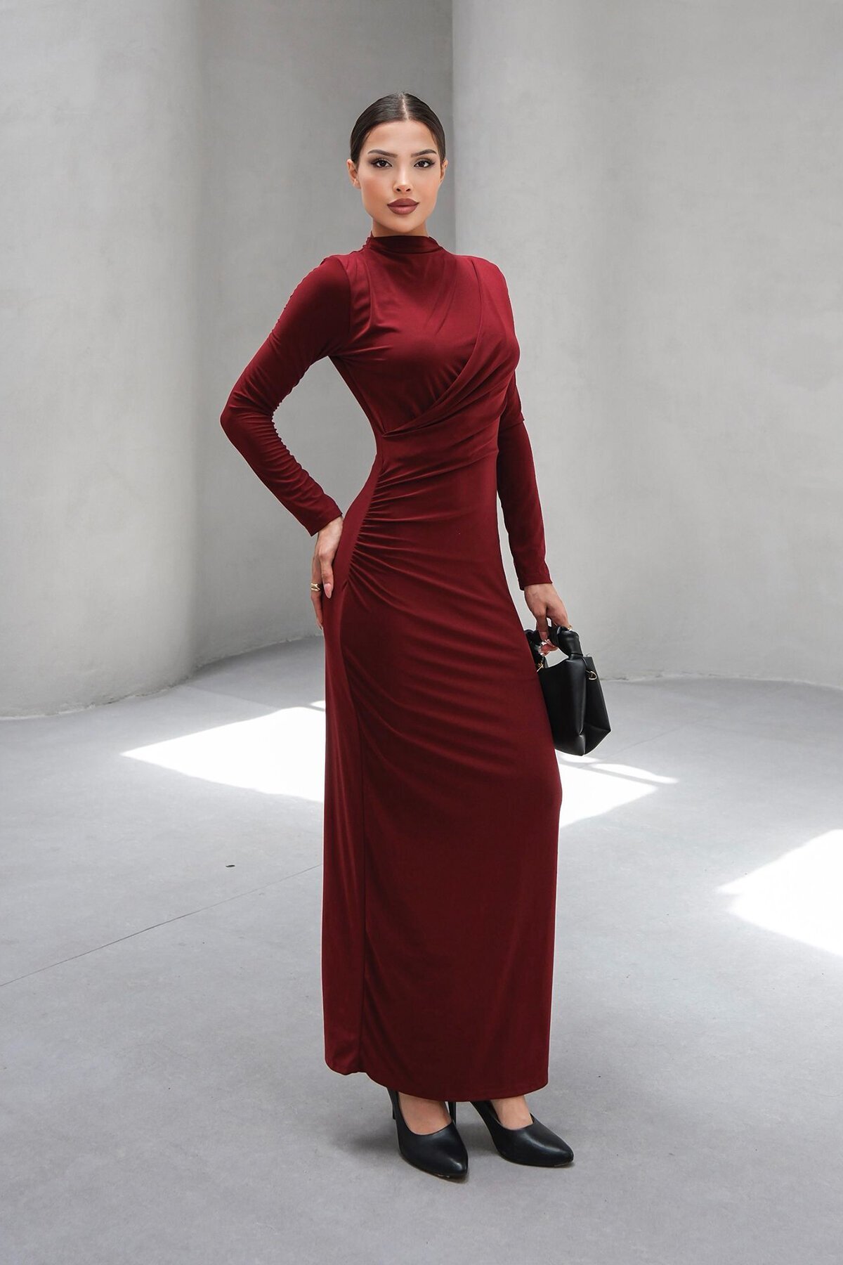 Bordo Hakim Yaka Drape Detaylı Astarlı Uzun Elbise