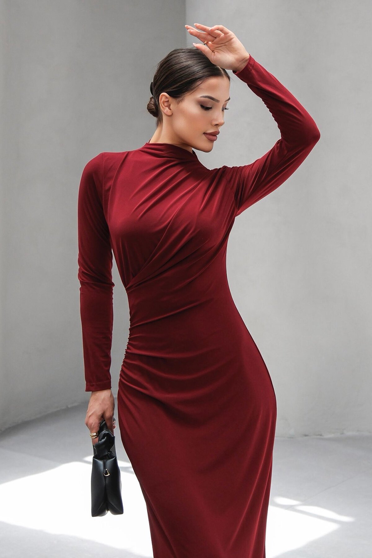 Bordo Hakim Yaka Drape Detaylı Astarlı Uzun Elbise