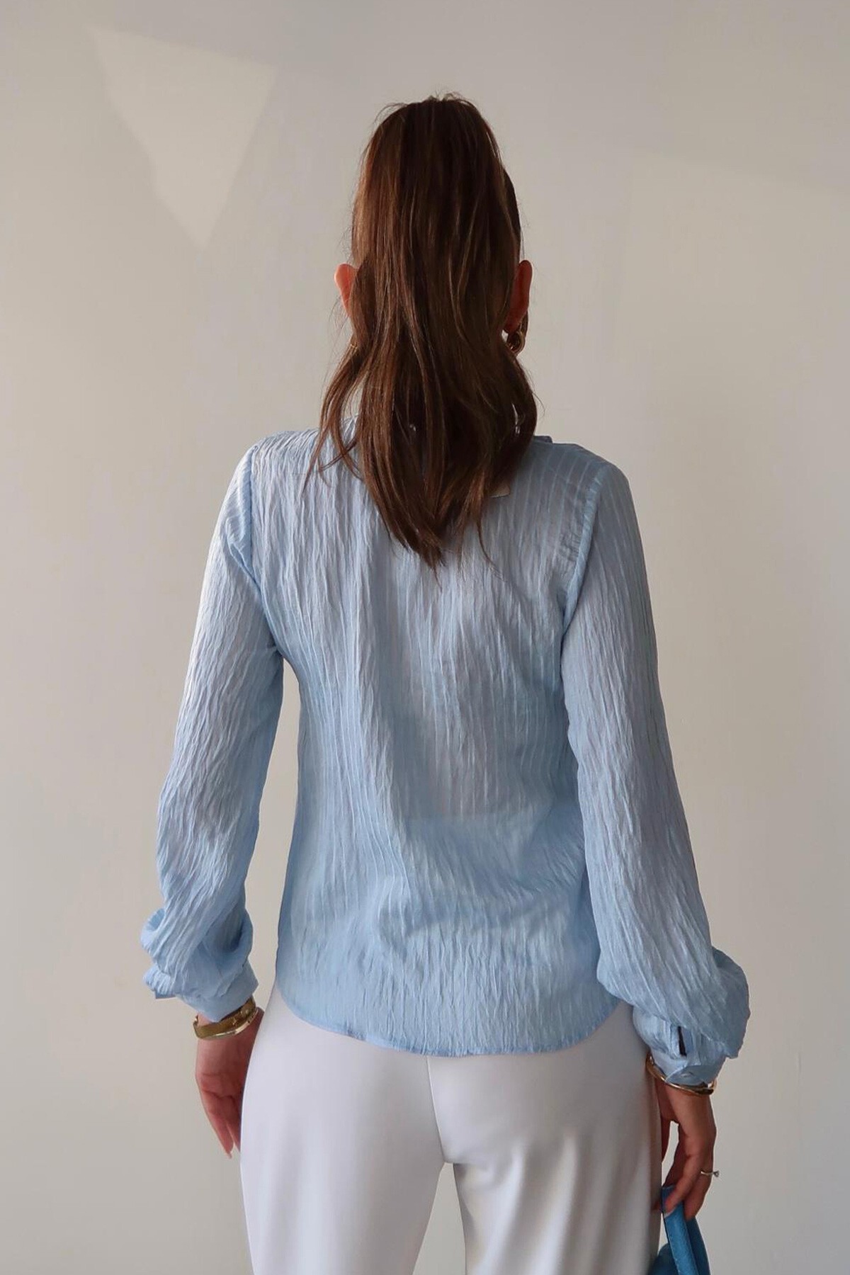 Mavi Hakim Yaka Önü Fırfırlı Gömlek