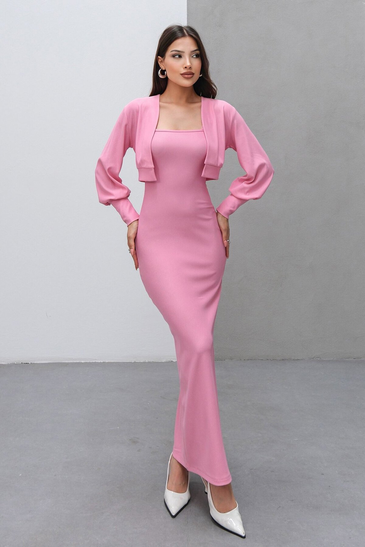 Pembe İnce Askılı Yırtmaç Detaylı Uzun Elbise Ve Hırka İkili Takım